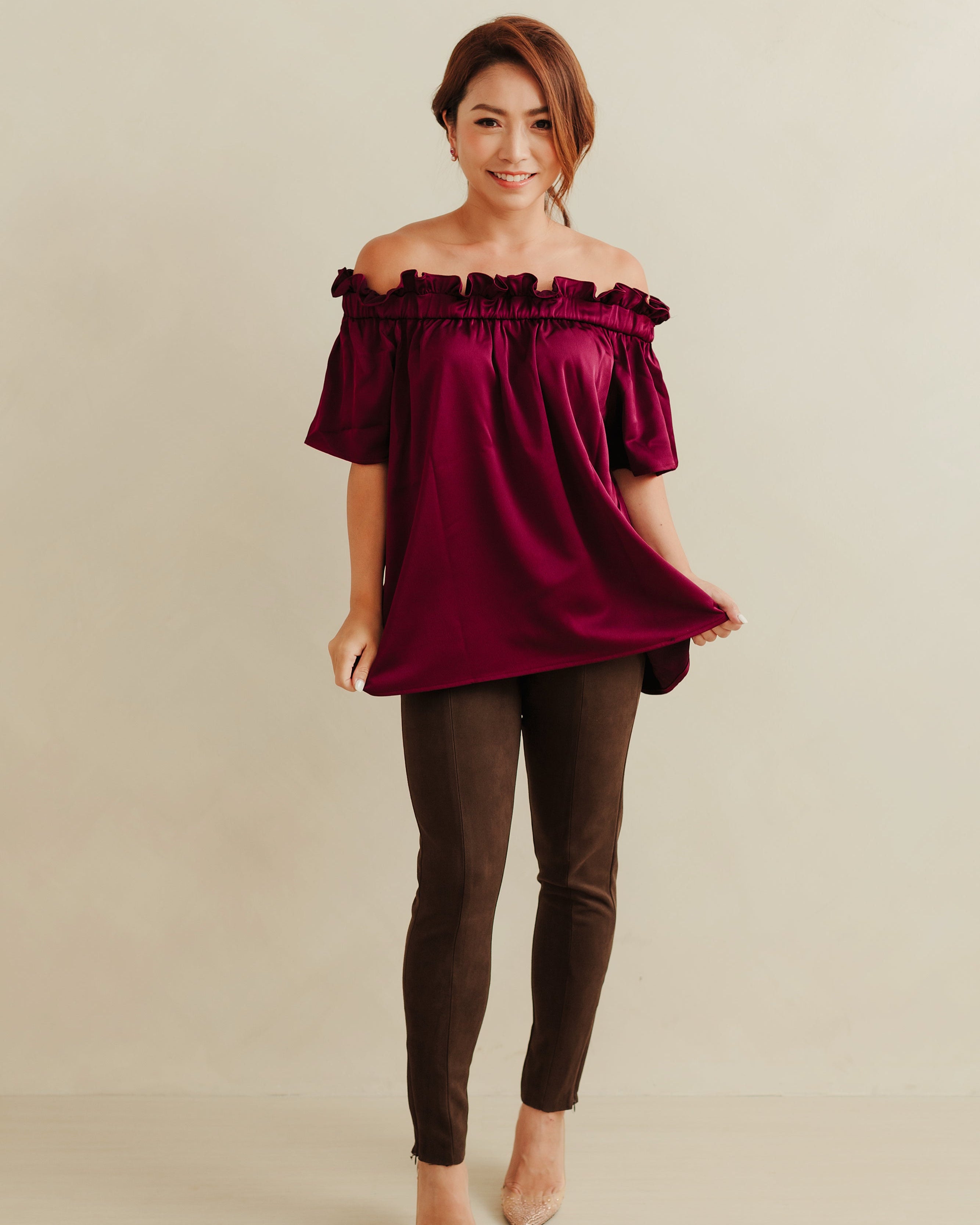 レッドルビーのオフショルダー