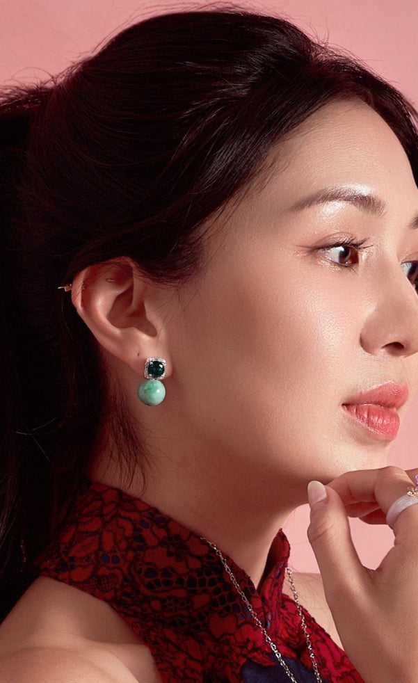 エメラルドグリーンジェダイト(中)