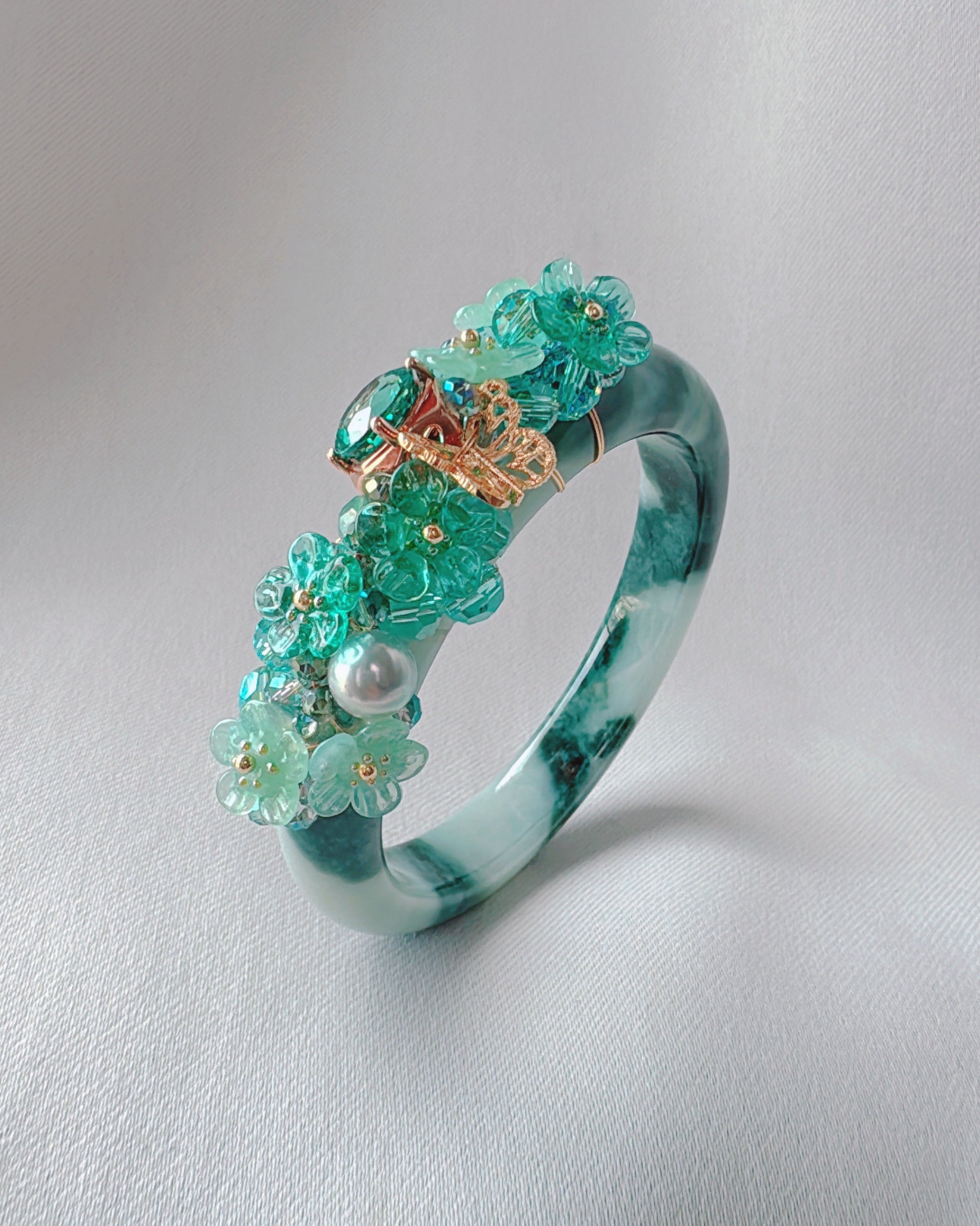 ブルーエメラルドジェダイトバングル(18.5cm/サイズ57)一点物