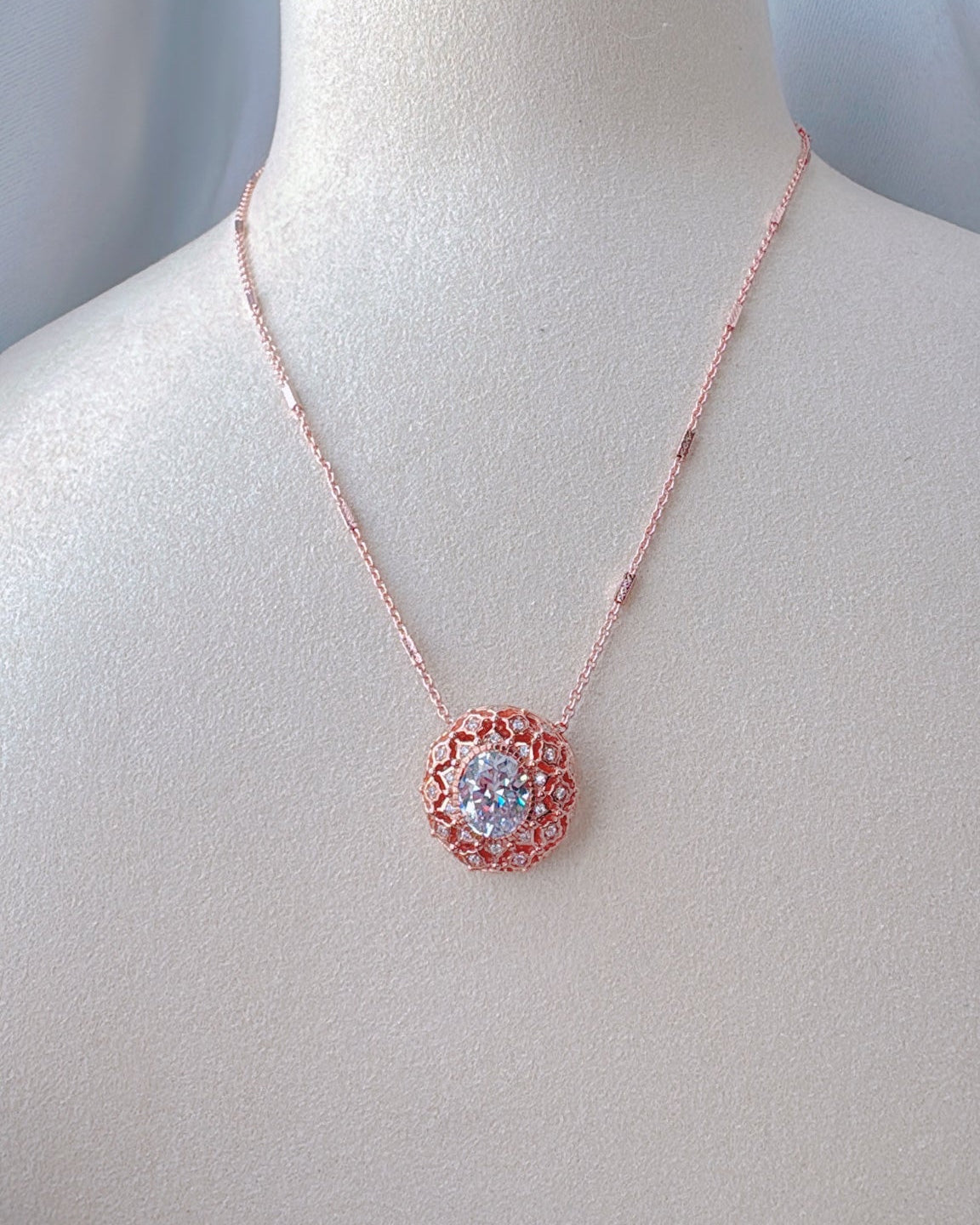 Victoria's Lumine in Rose Gold necklace