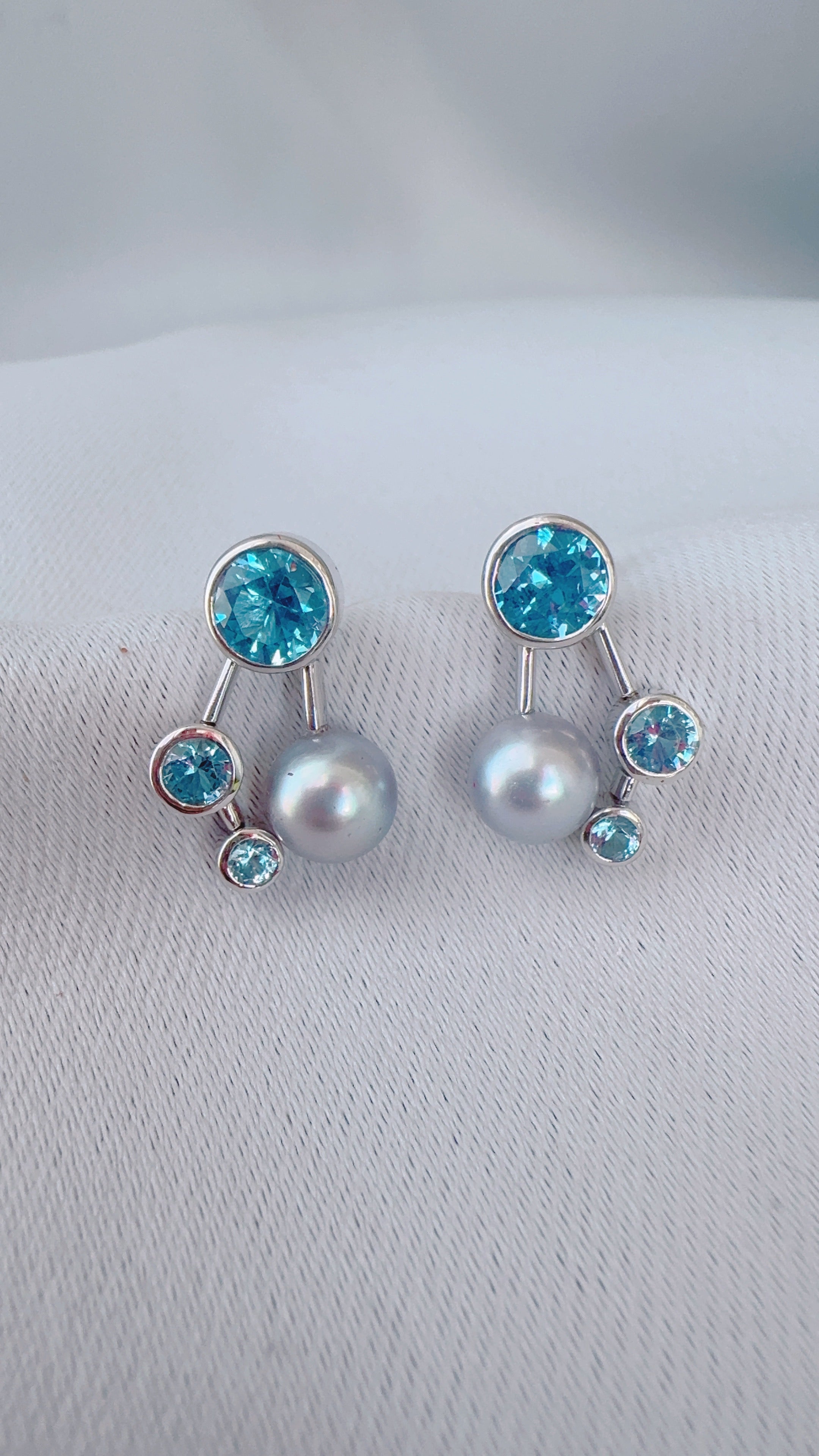 リュクス アコヤ スカイブルー サファイア コンステレーション (アコヤ)