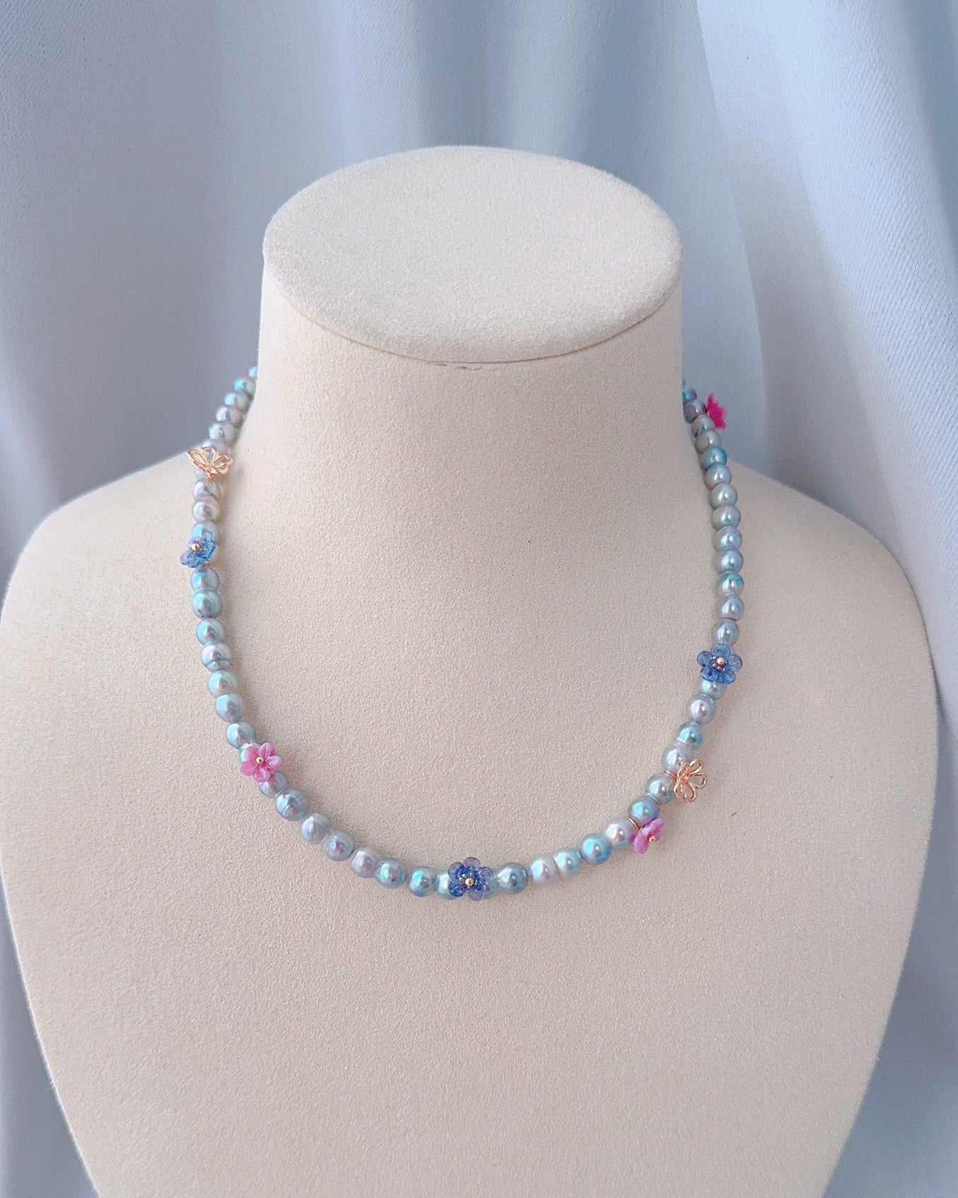 レシェルの花びらと真珠