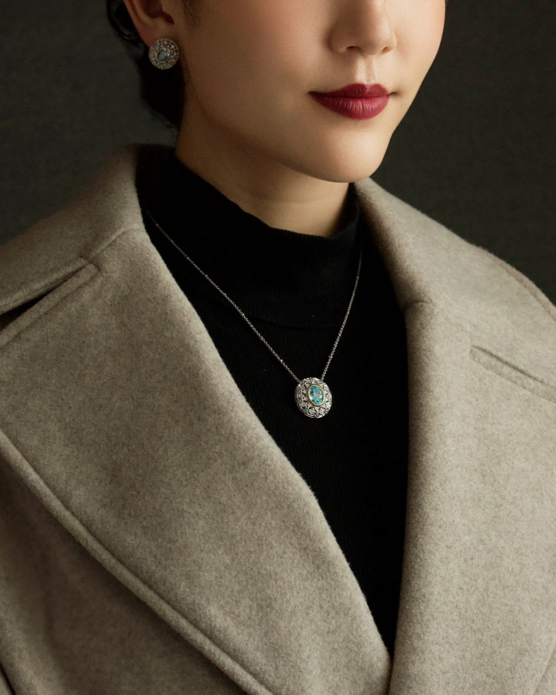 Victoria's Lumine in Rose Gold necklace