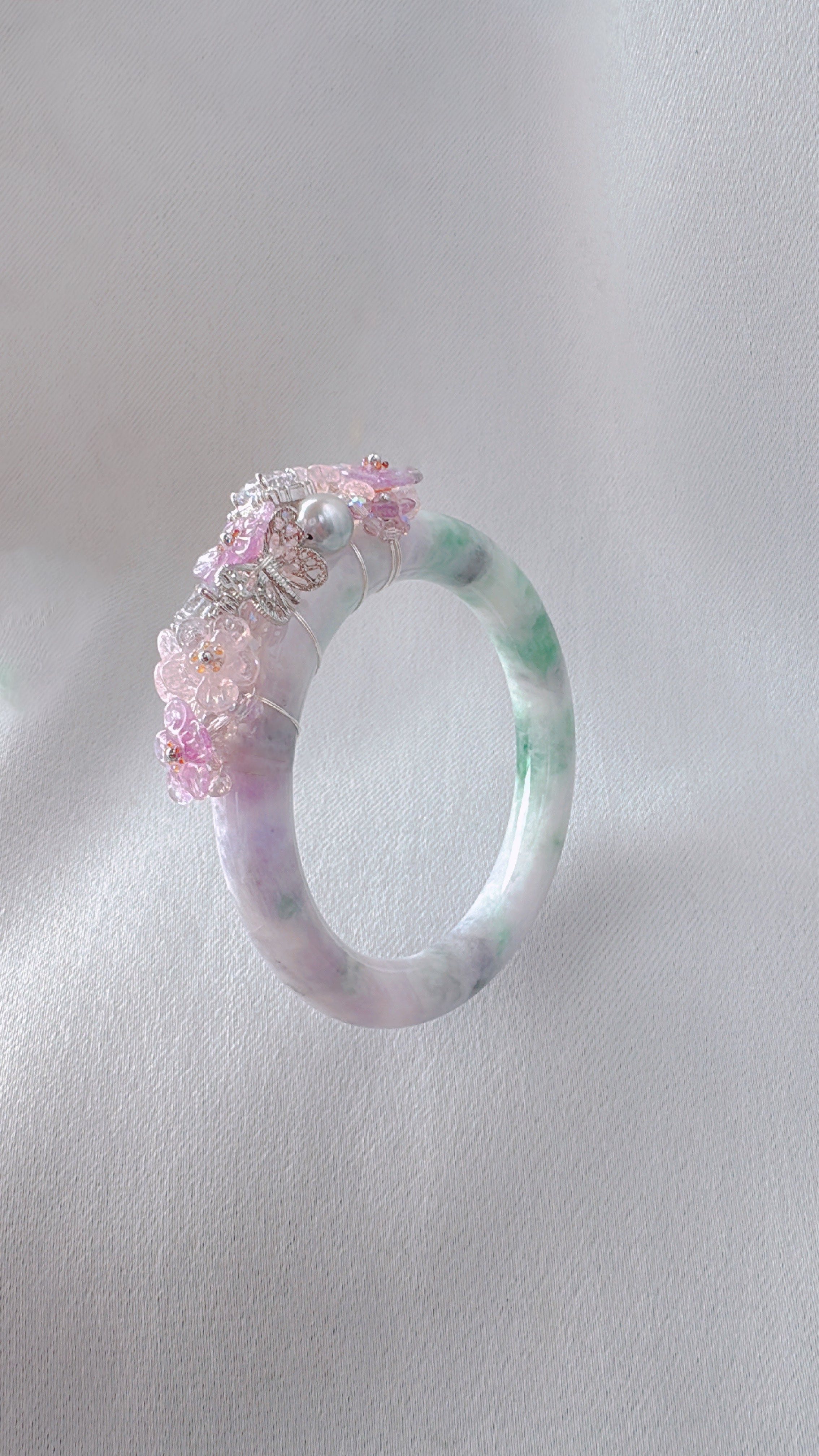 ライラックエメラルドジェダイトバングル【一点物】