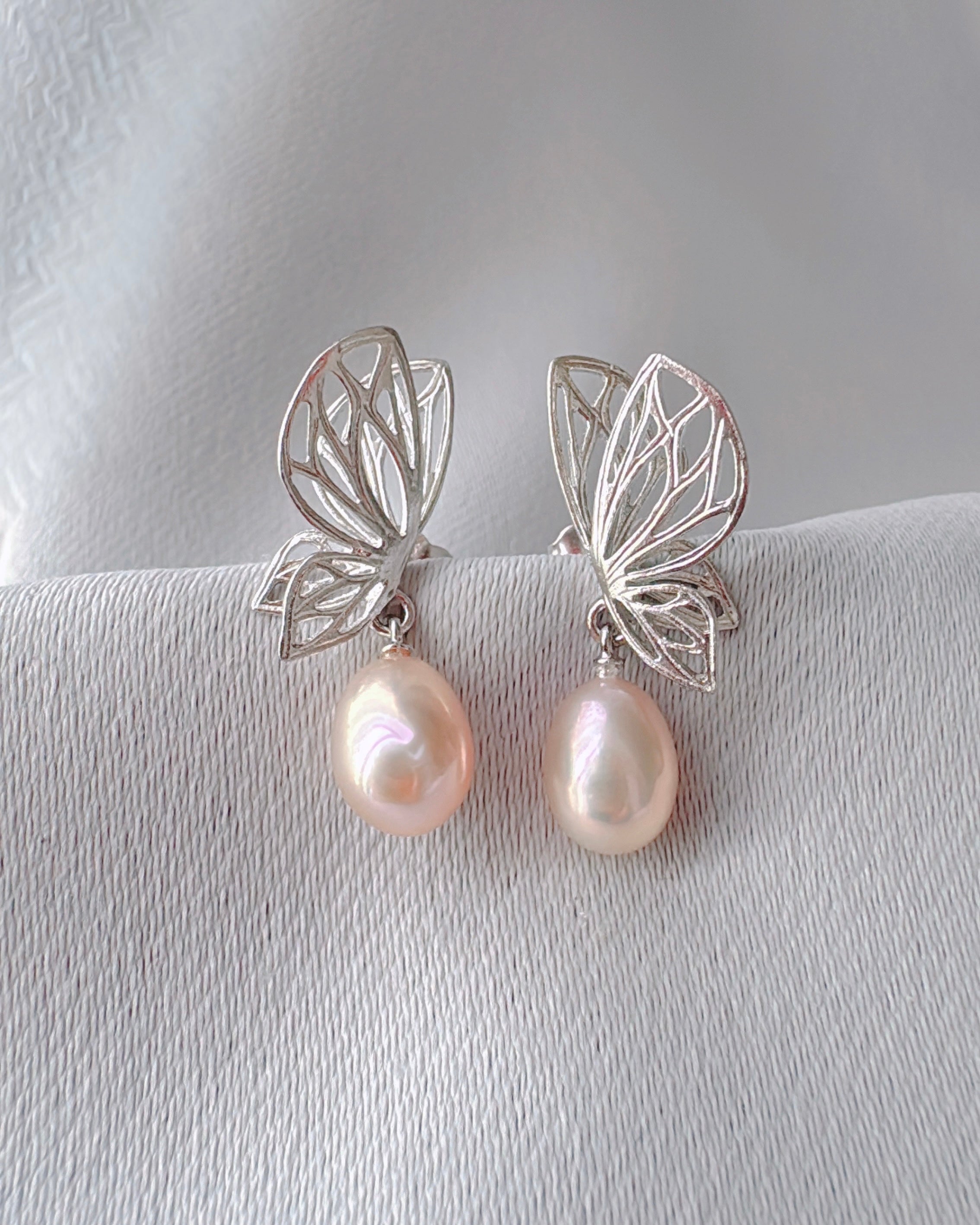 Flow x Lechelle: Pearl Flutter (last pair)