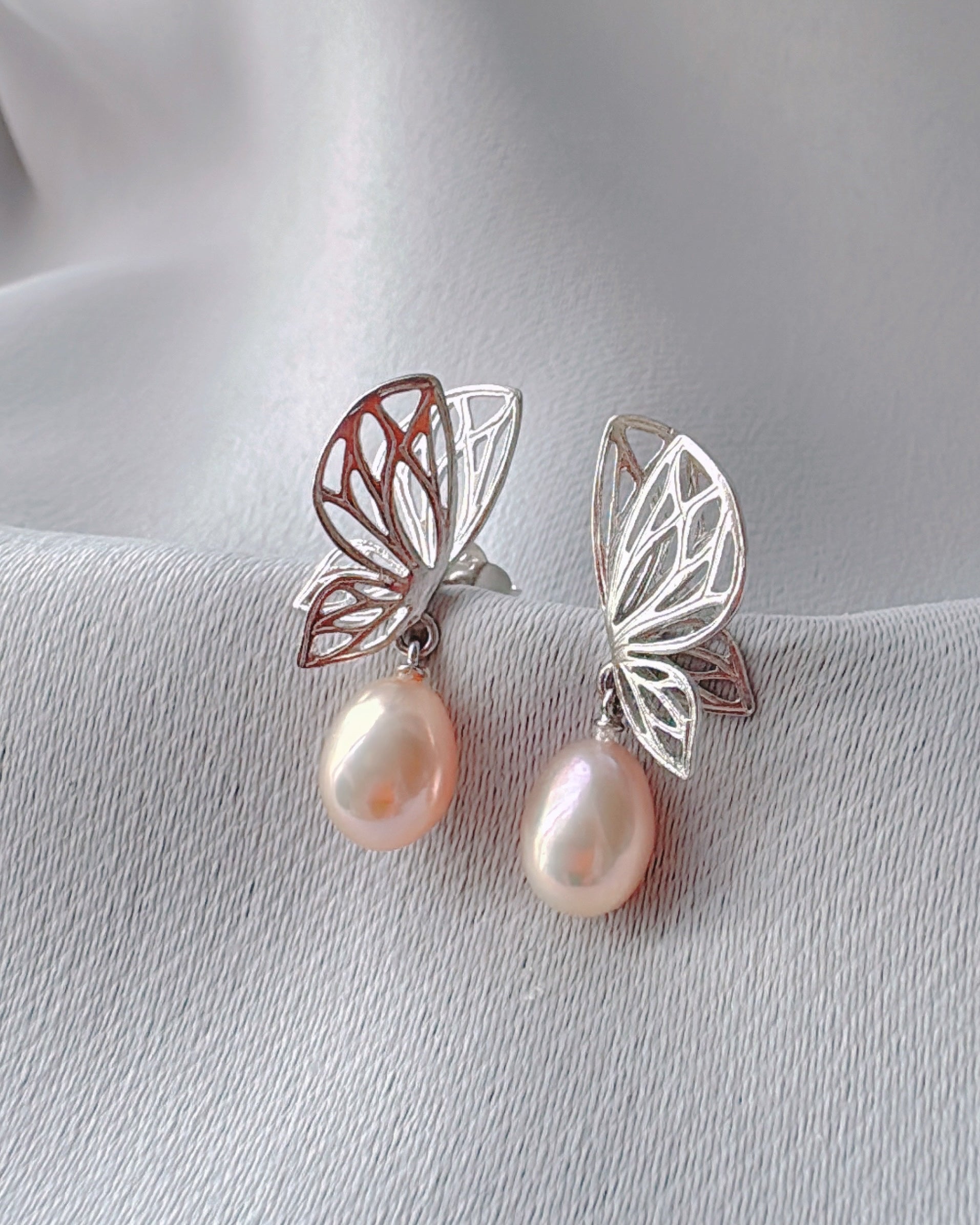 Flow x Lechelle: Pearl Flutter (last pair)