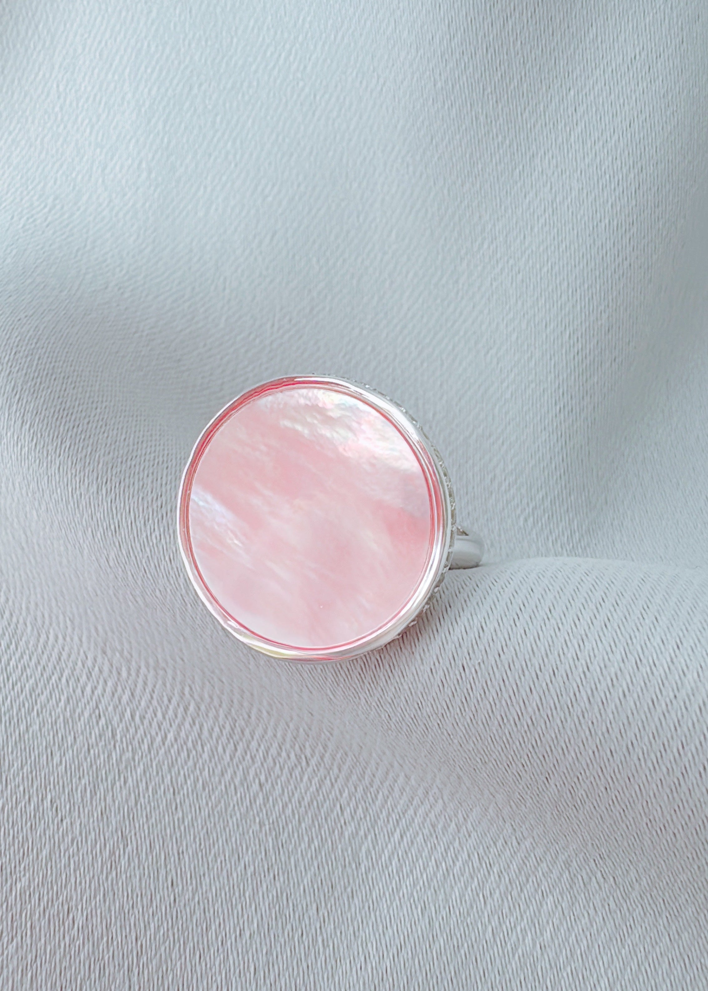 Clair de Lune Pink Mother-of-pearl