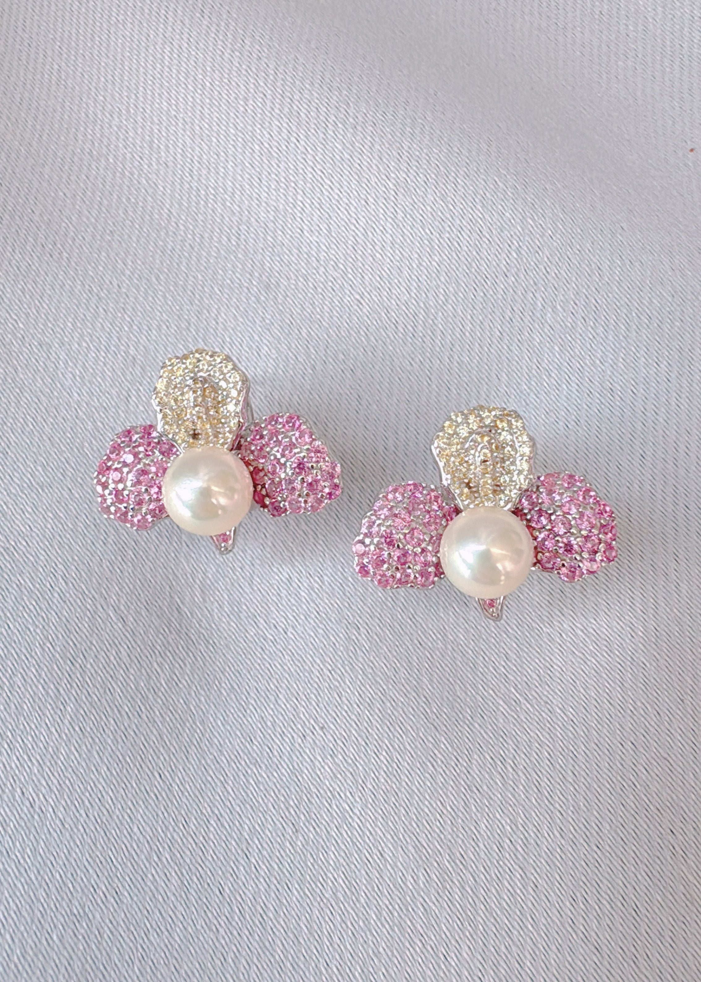 Pétale D'or Sakura Rosa (akoya de oro claro de lujo)