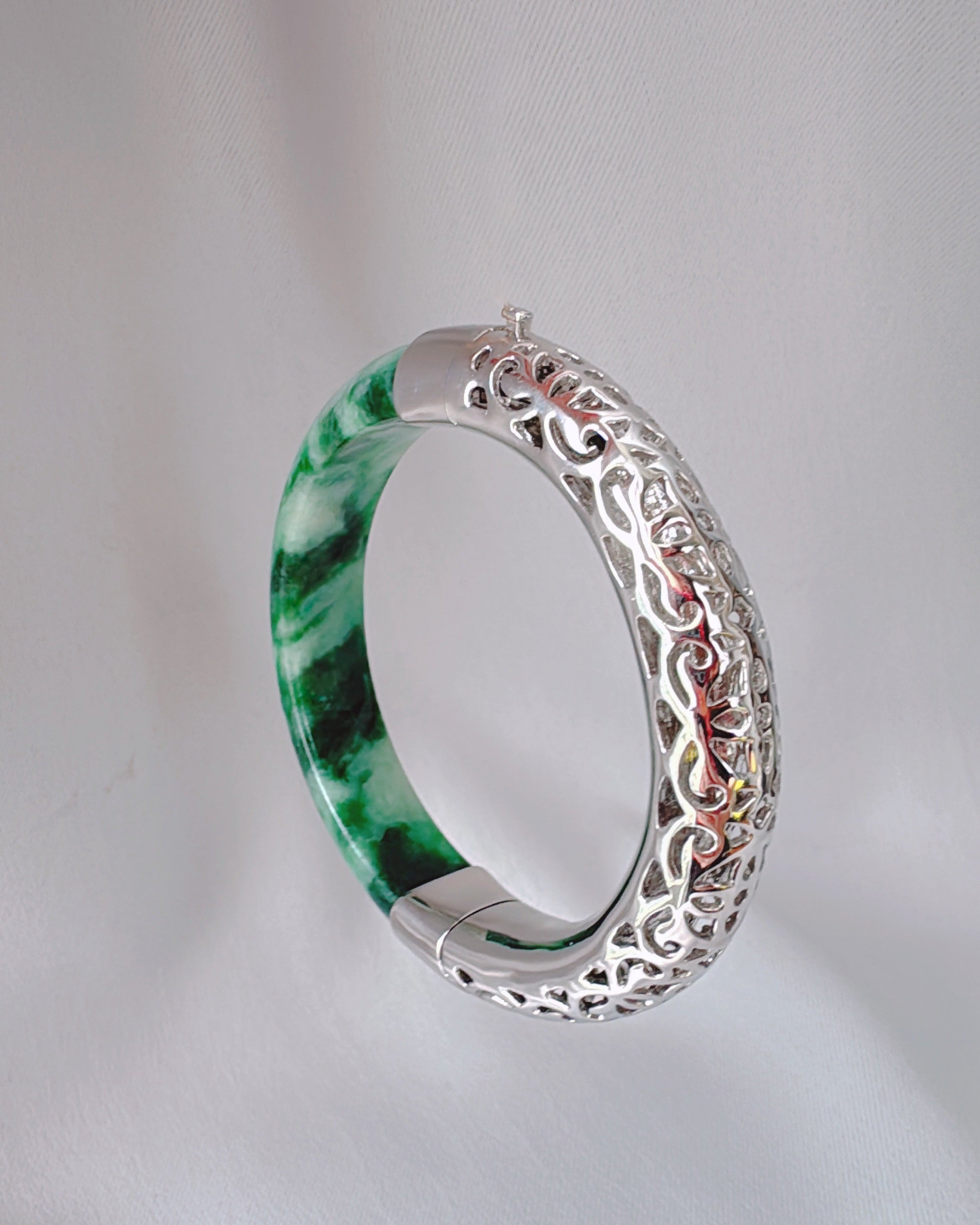 Emerald Jadeite Bangle (One-of-a-kind: 18cm circumference)