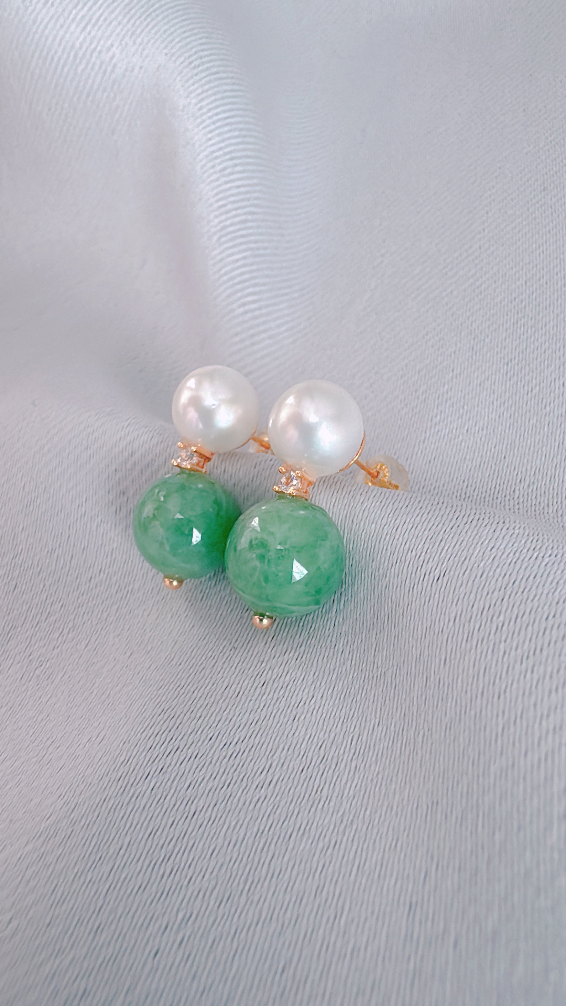 Jadeite Elegance (gold)