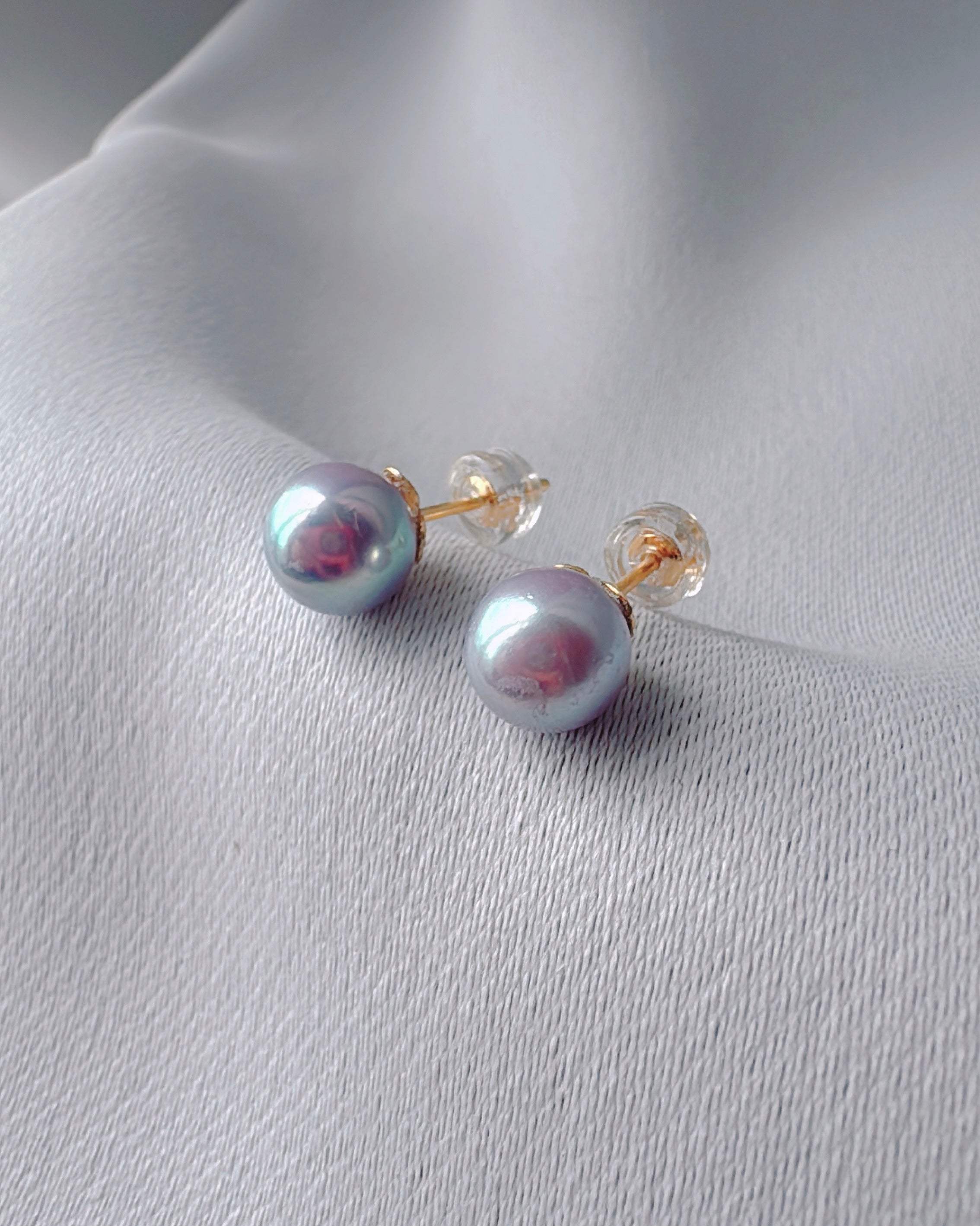 K18YG 7.5mm Luxe Blue Akoya Pearls (top quality)
