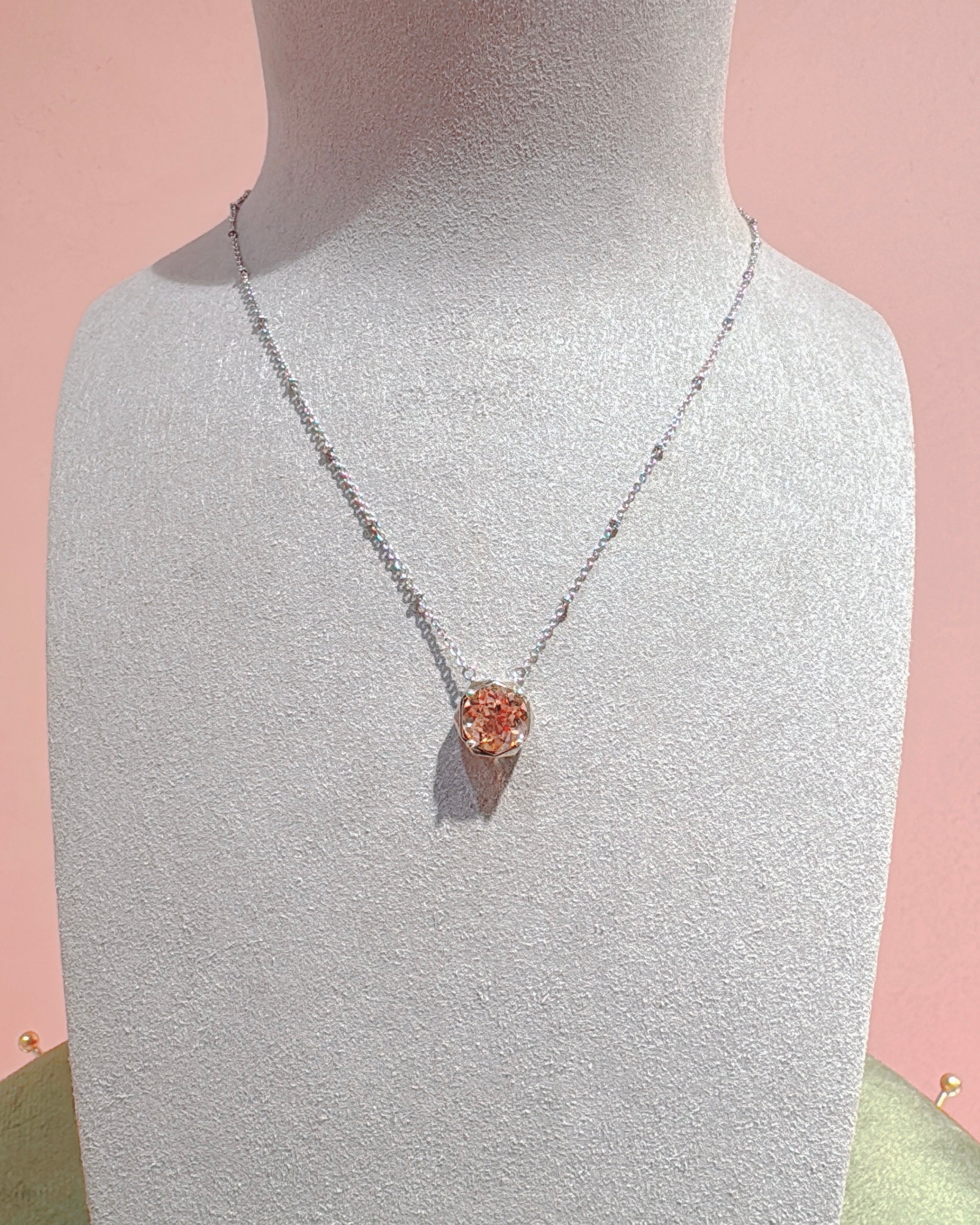 The Sunlit Blush pendant