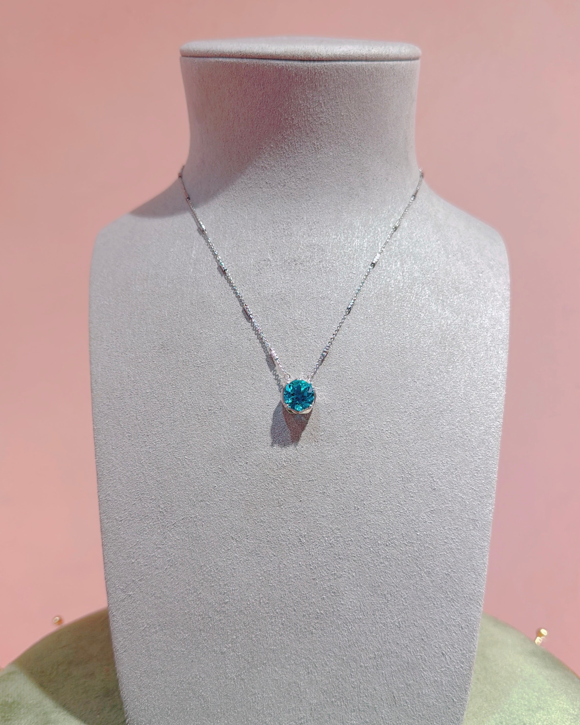 The Calmwater Pendant