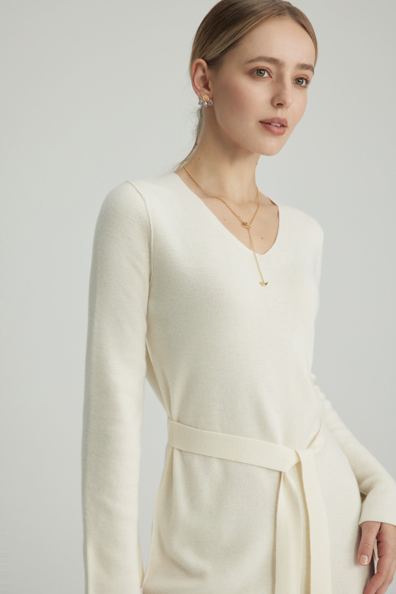 Bleu d’Or, Petals of Gold