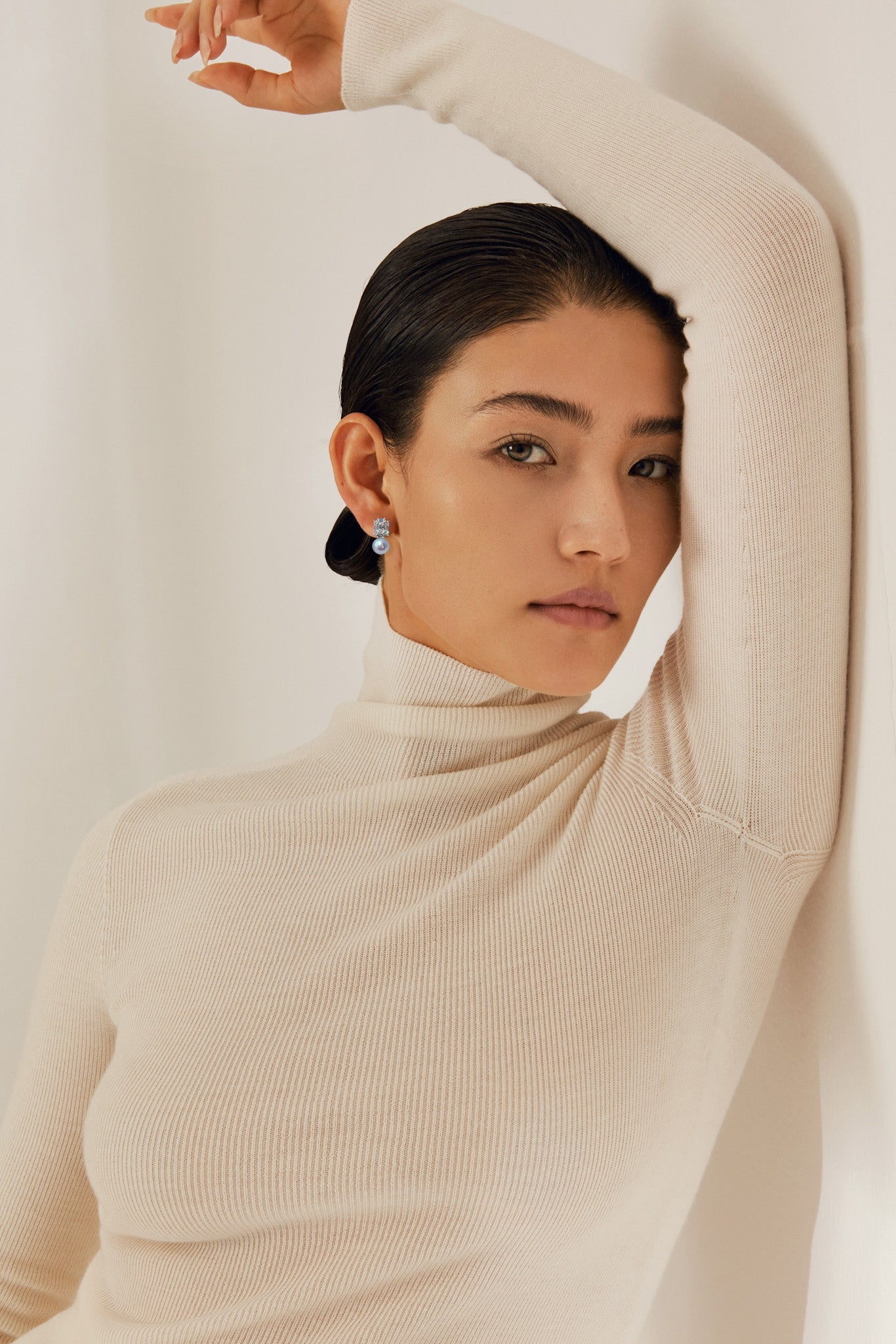 Deco Diamantes (7.5mm Luxe Blue Akoya)