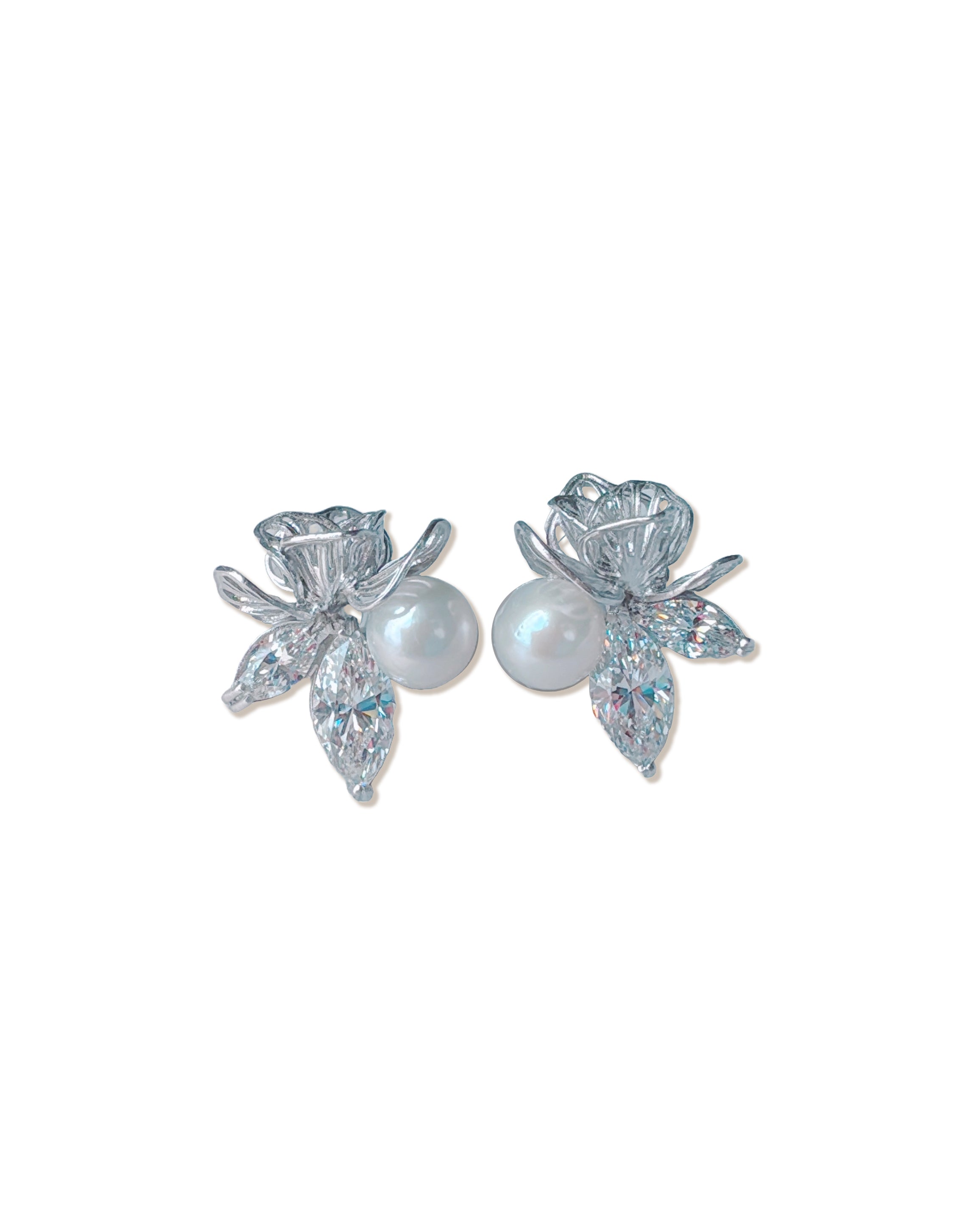 Flow X Lechelle: フローラルダンス (ホワイトゴールド)