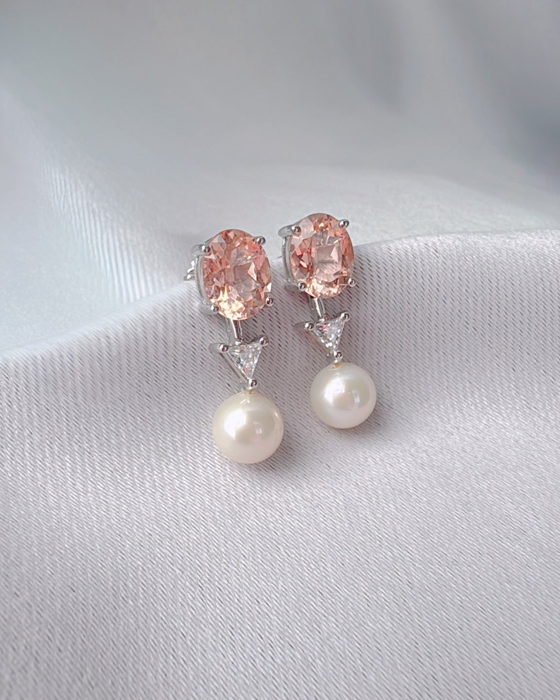 桃の中にエレガントな矢