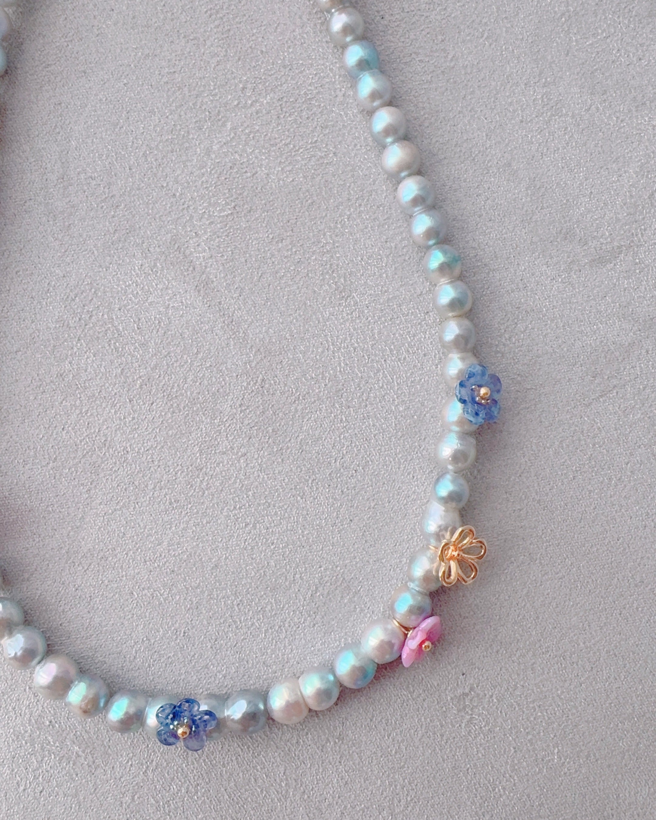 レシェルの花びらと真珠