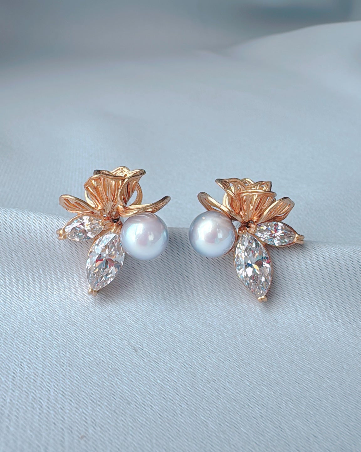 Flow X Lechelle: フローラル ダンス (ゴールド)