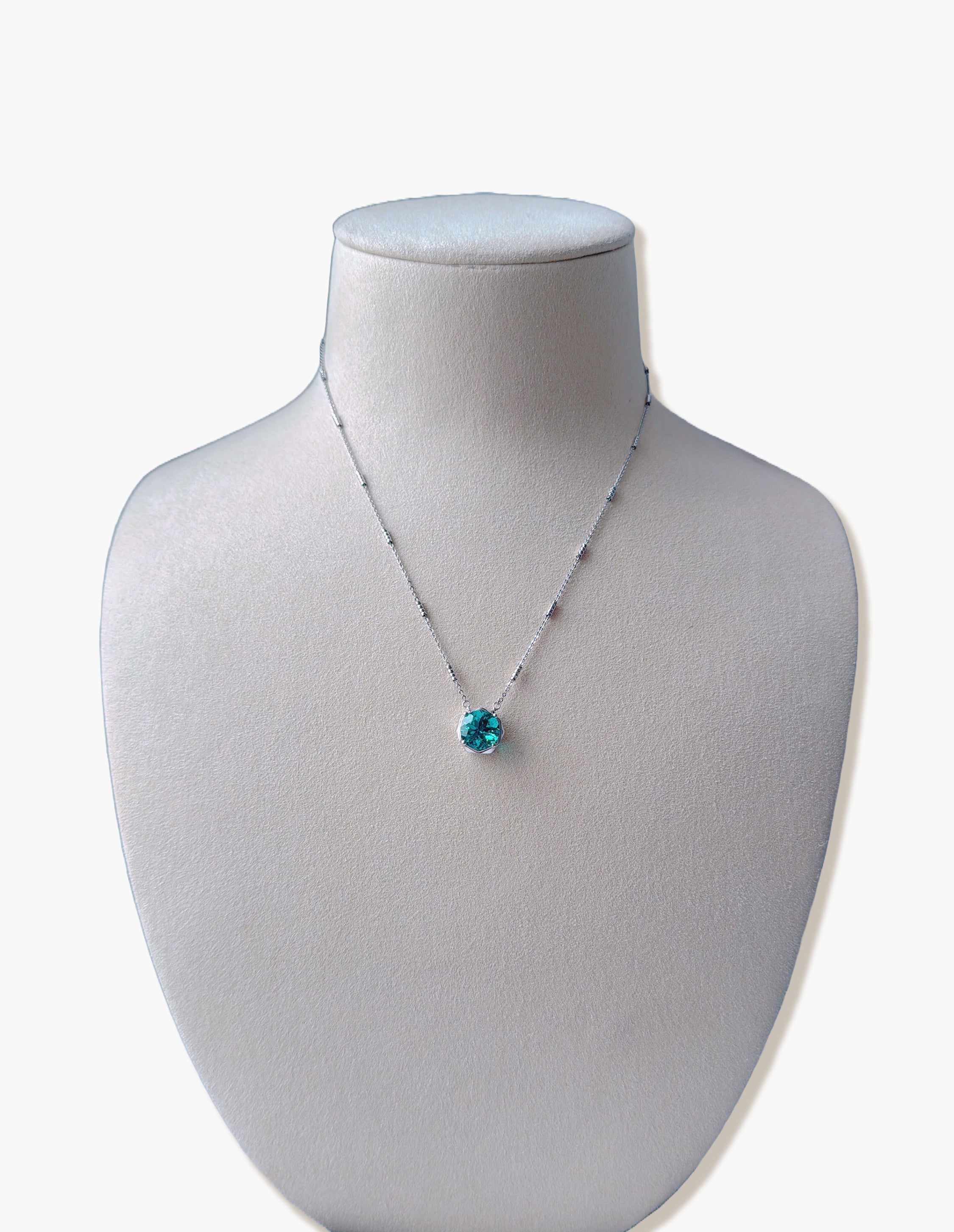 カームウォーターペンダント