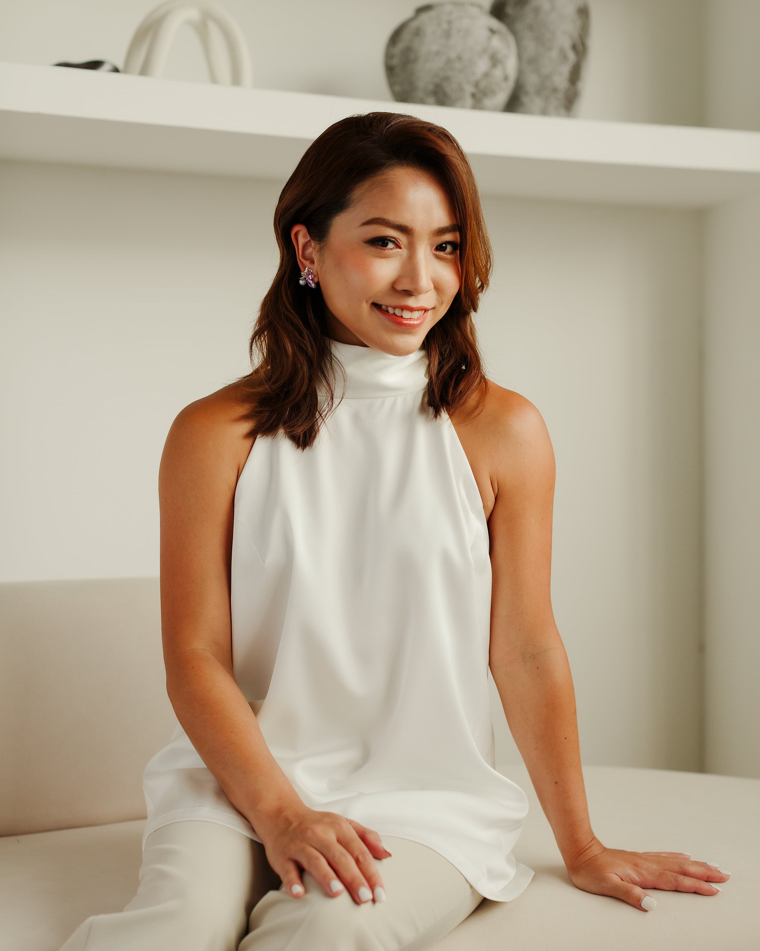 エレガントなハイネック