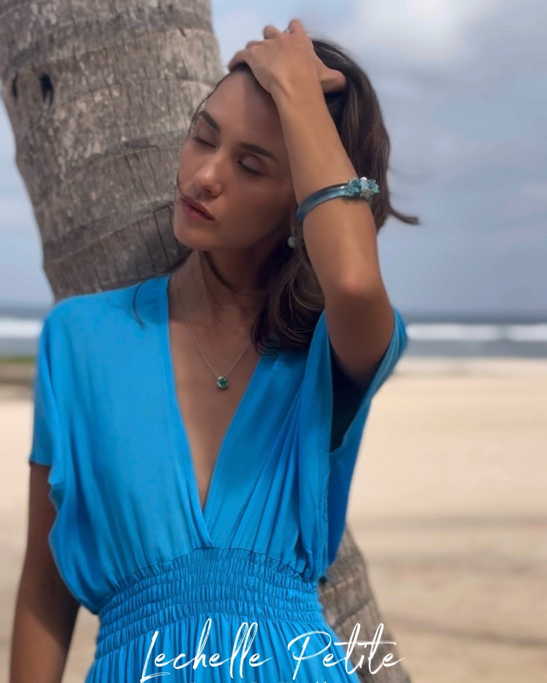 ブルーエメラルドジェダイトバングル（18.5cm/サイズ57）一点物