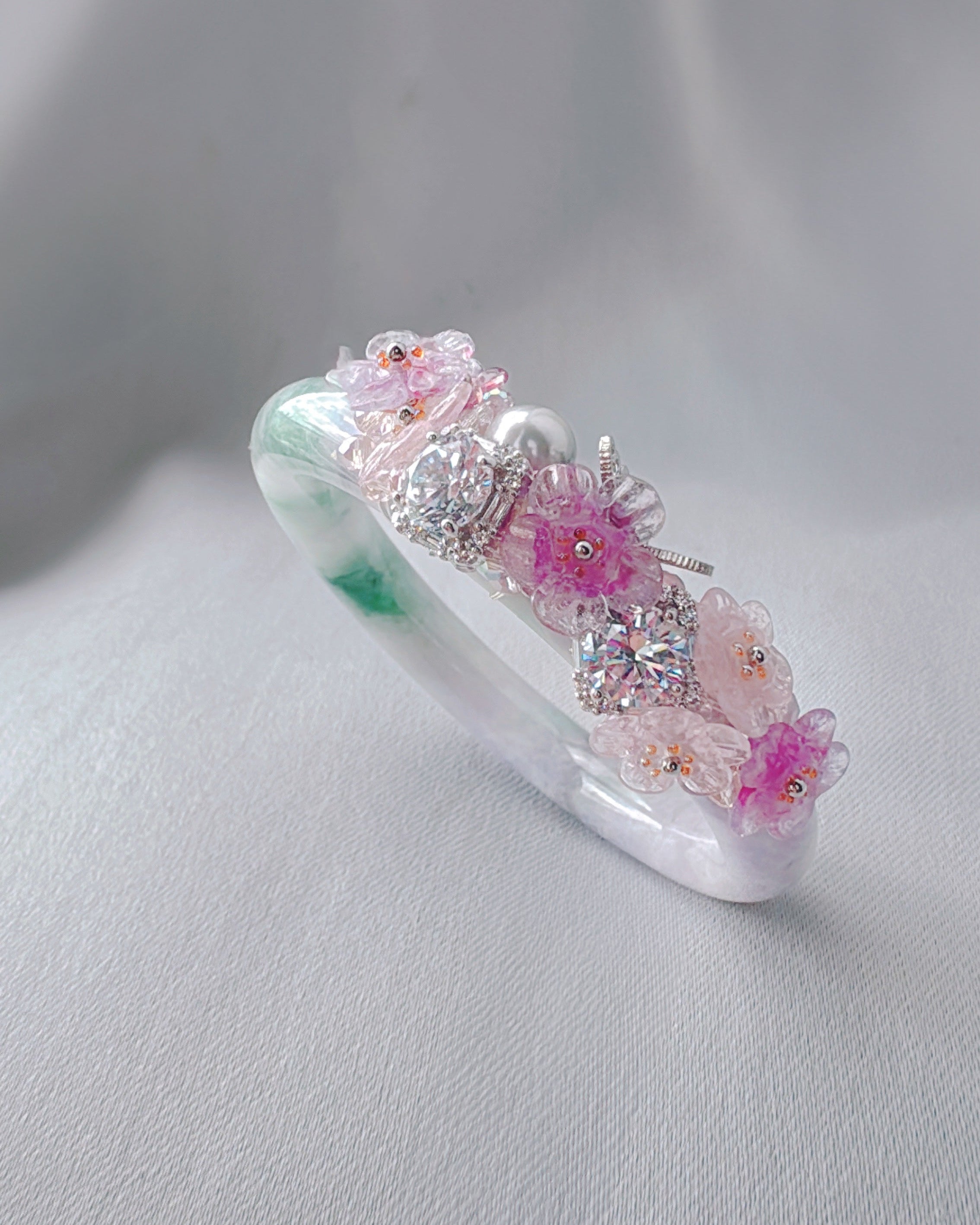 ライラックエメラルドジェダイトバングル【一点物】