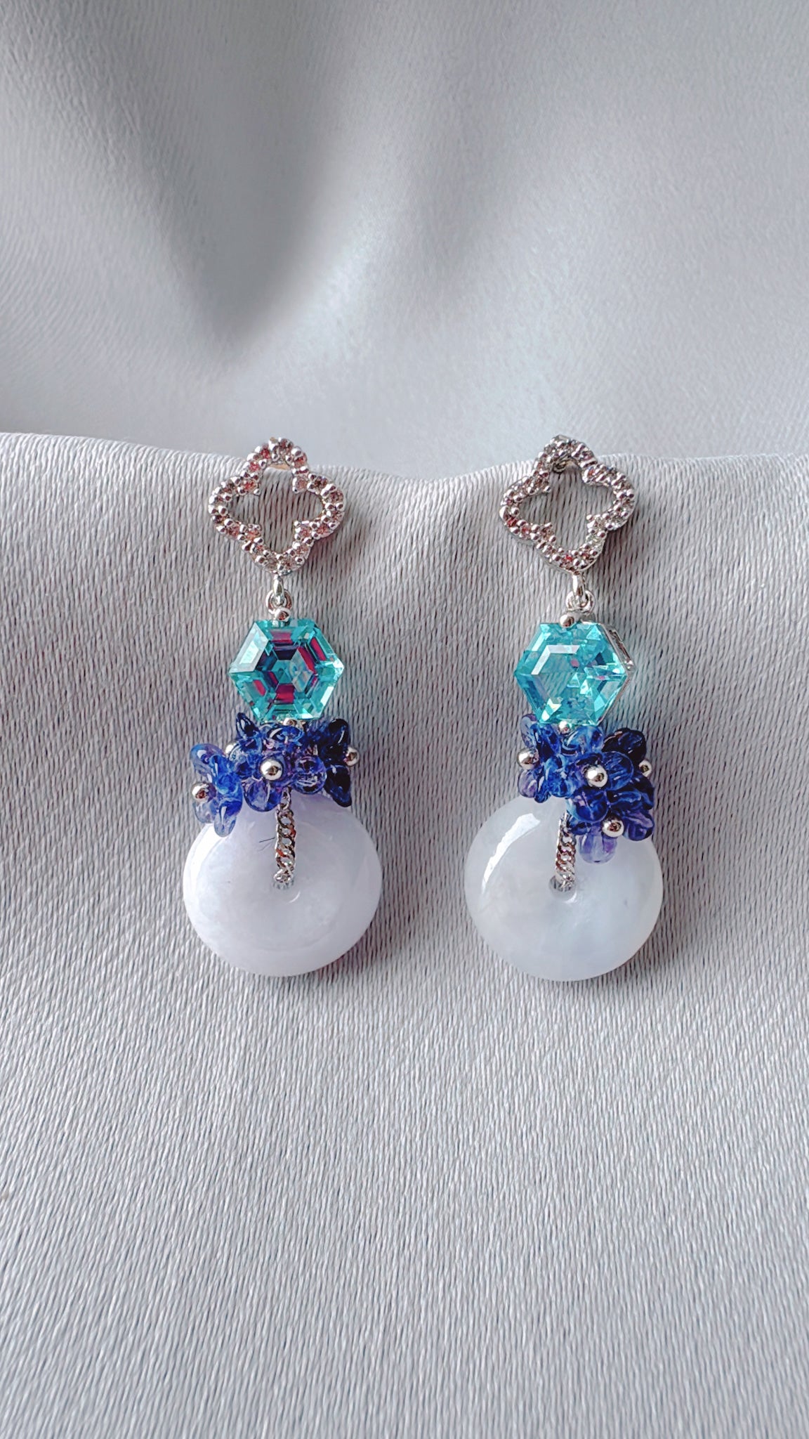 Indigo Glow (jadeites)