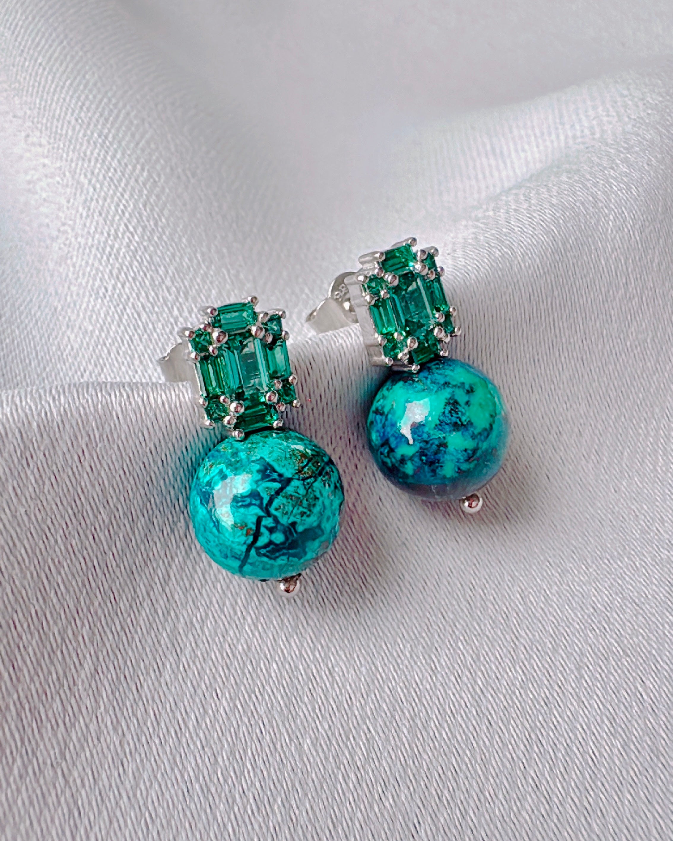 Simple Petite Azurite