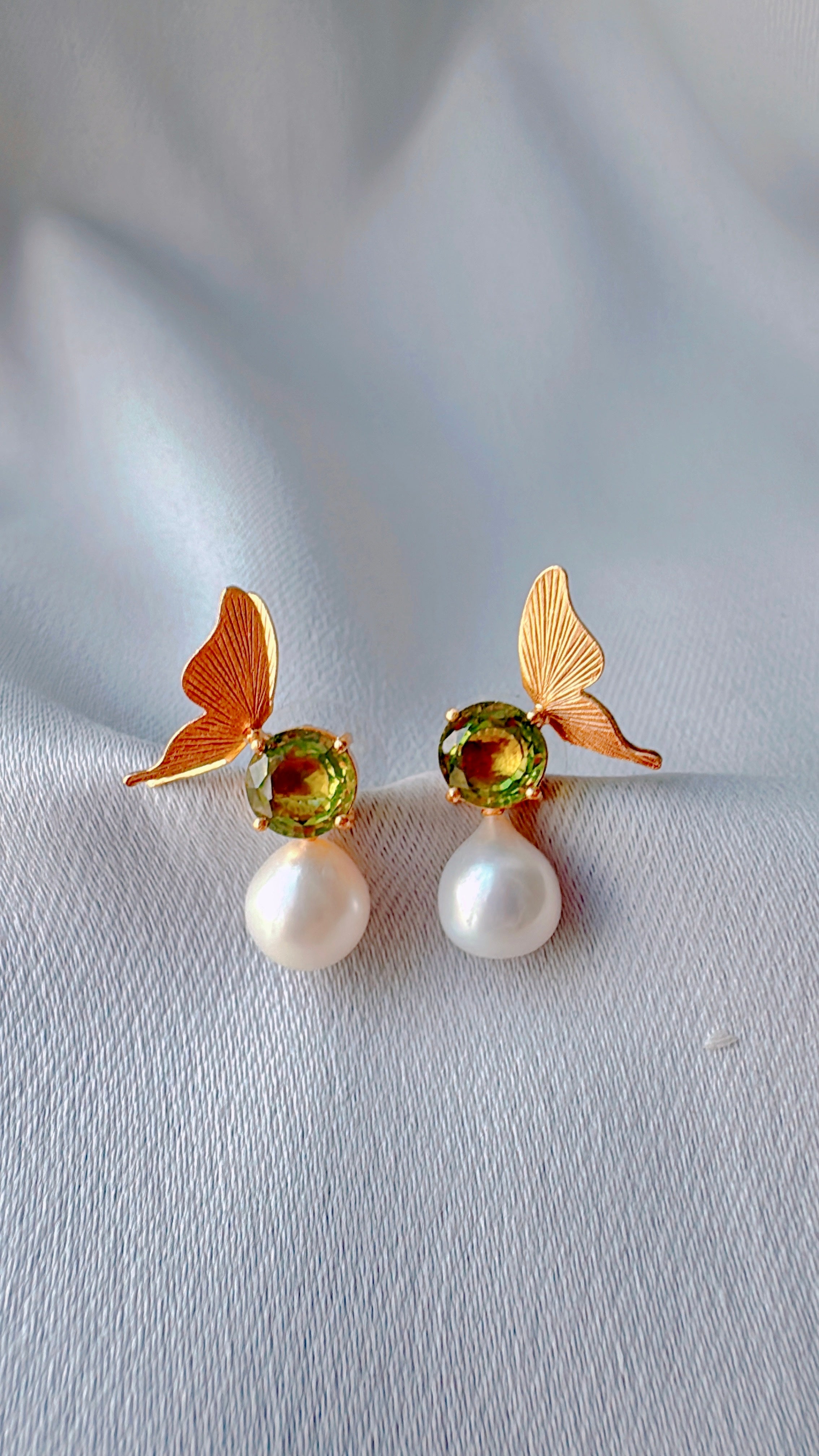 Flow x Lechelle: Delicate Flutters 2