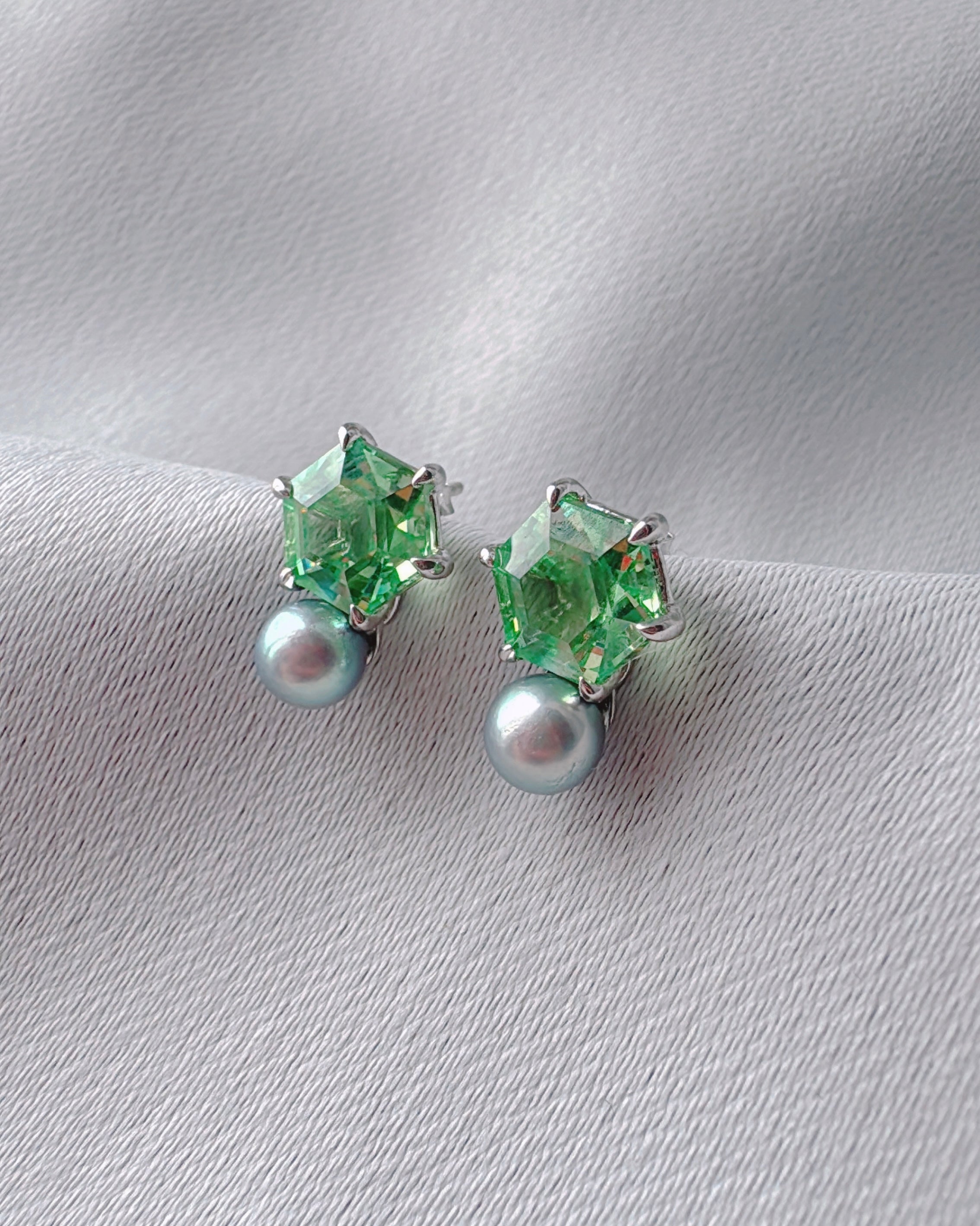 Petite Lumière Peridot