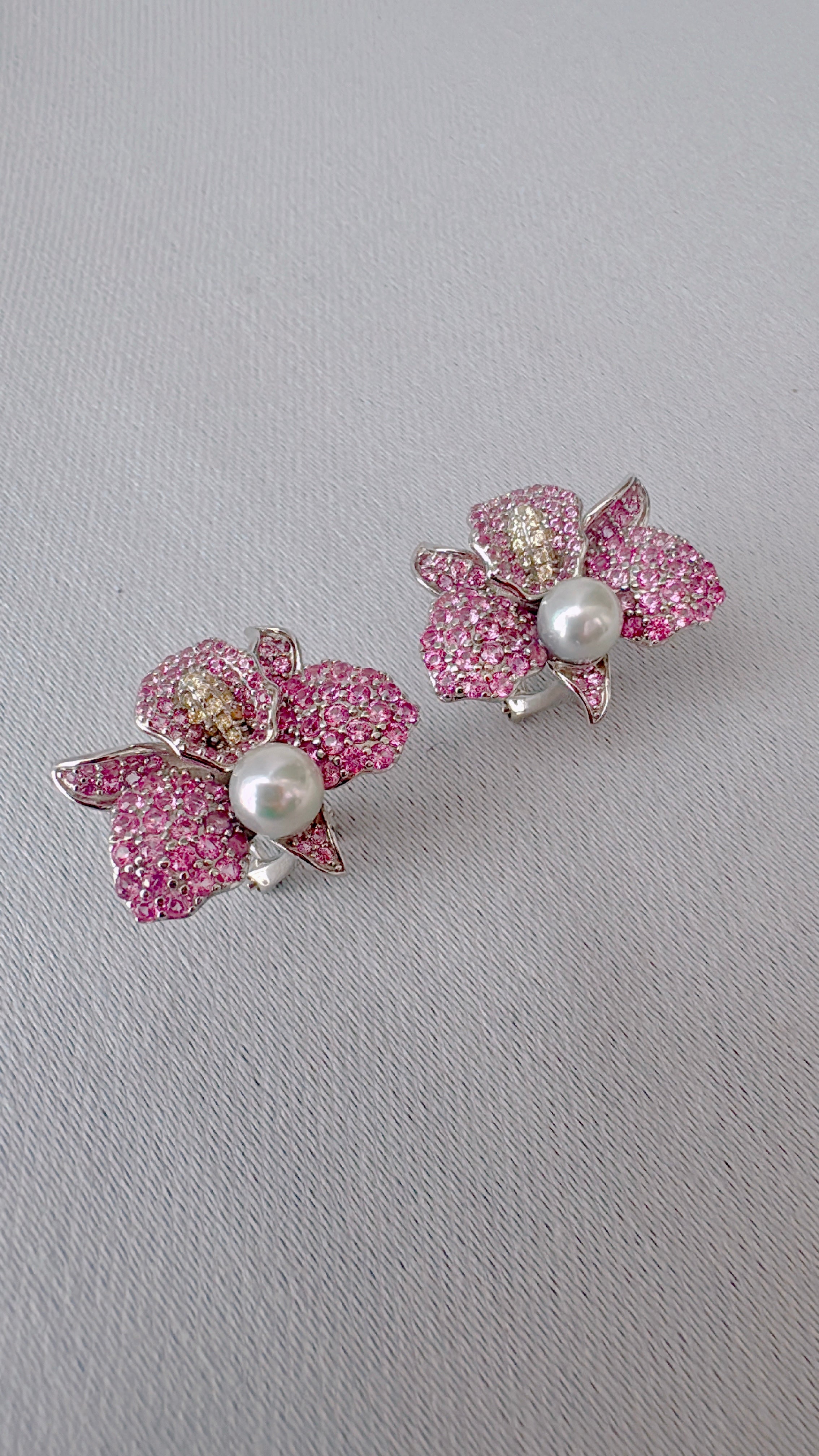 Wild Orchids Sakura Pink (Luxe Akoya pearls)