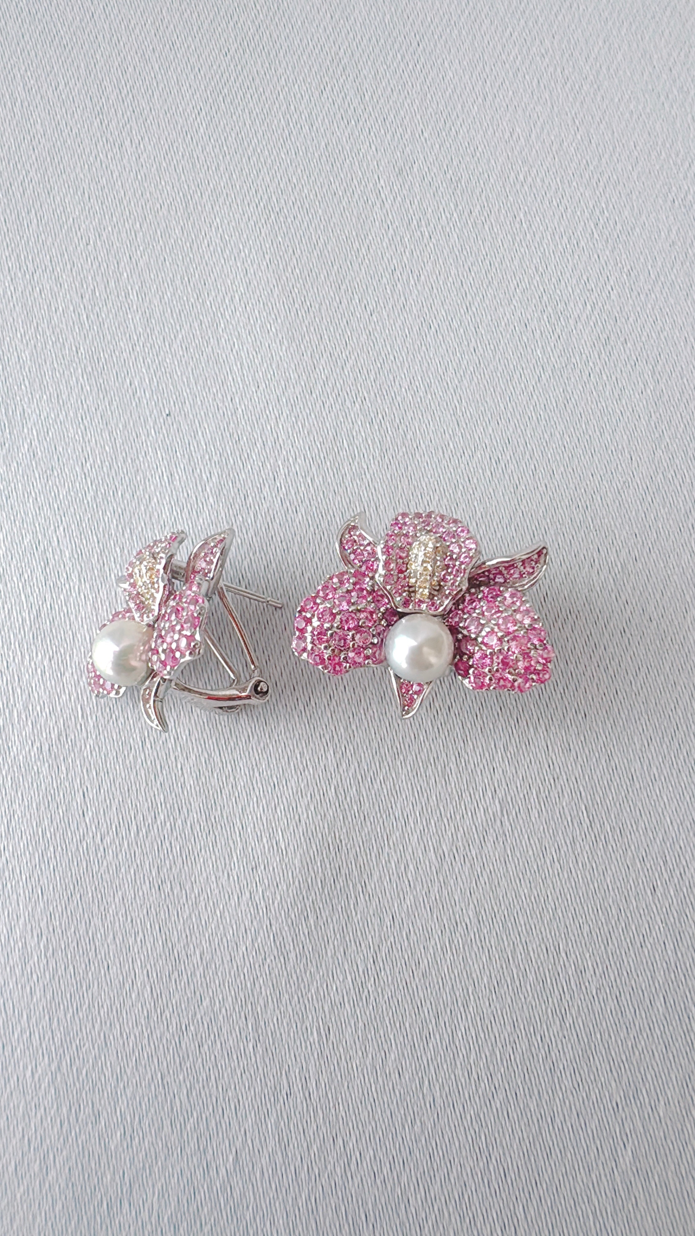 Wild Orchids Sakura Pink (Luxe Akoya pearls)