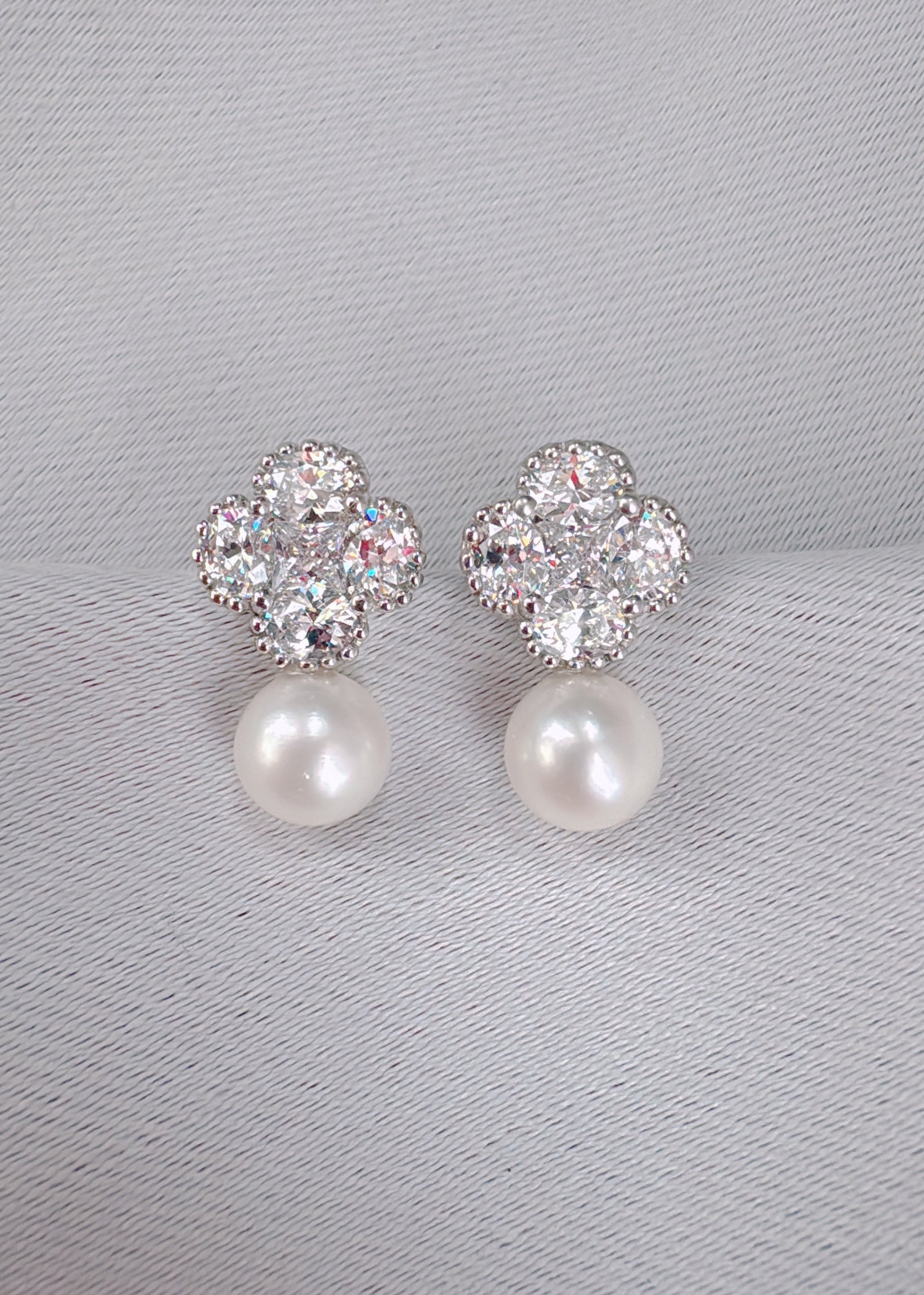 Clover Ivory