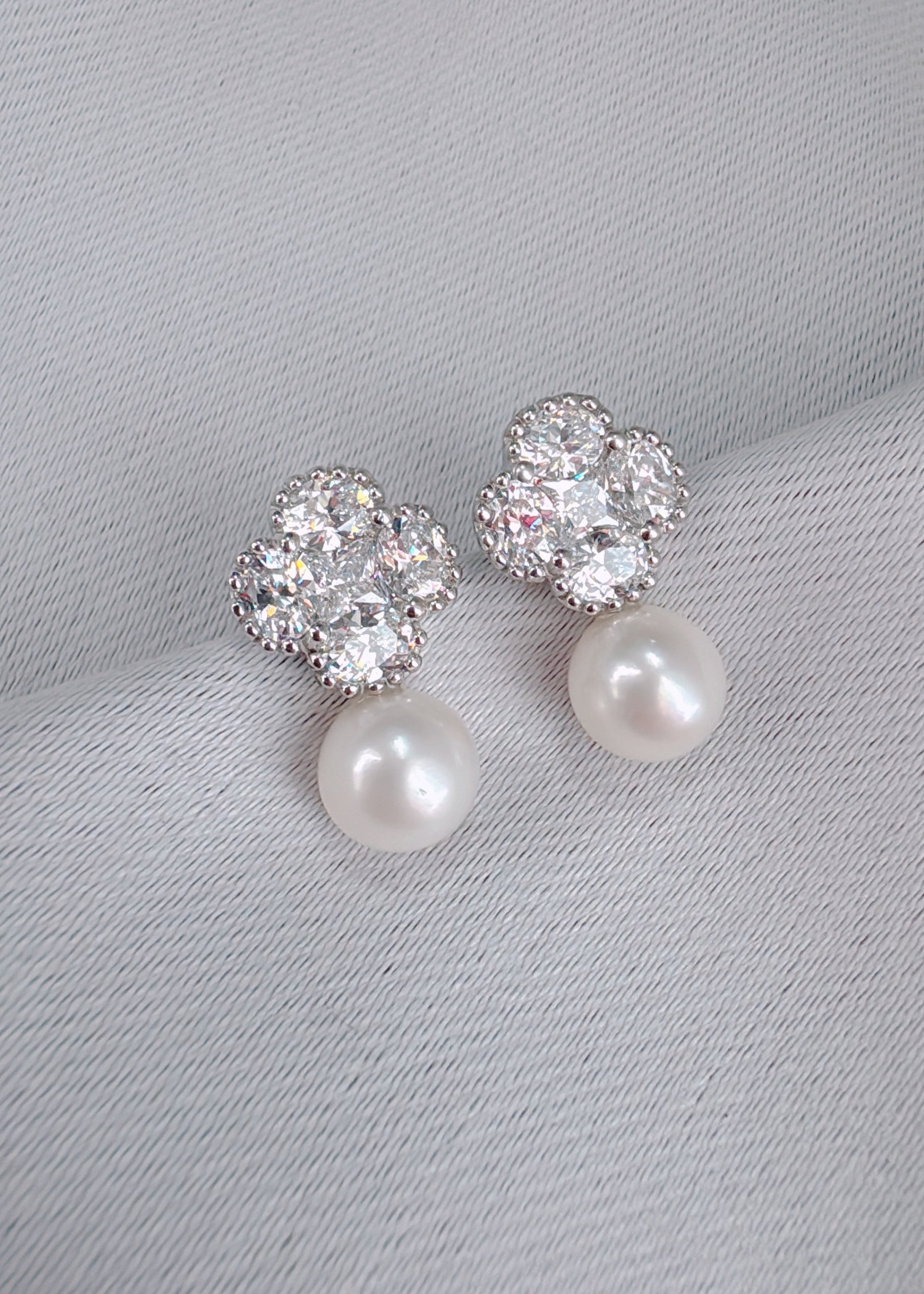 Clover Ivory