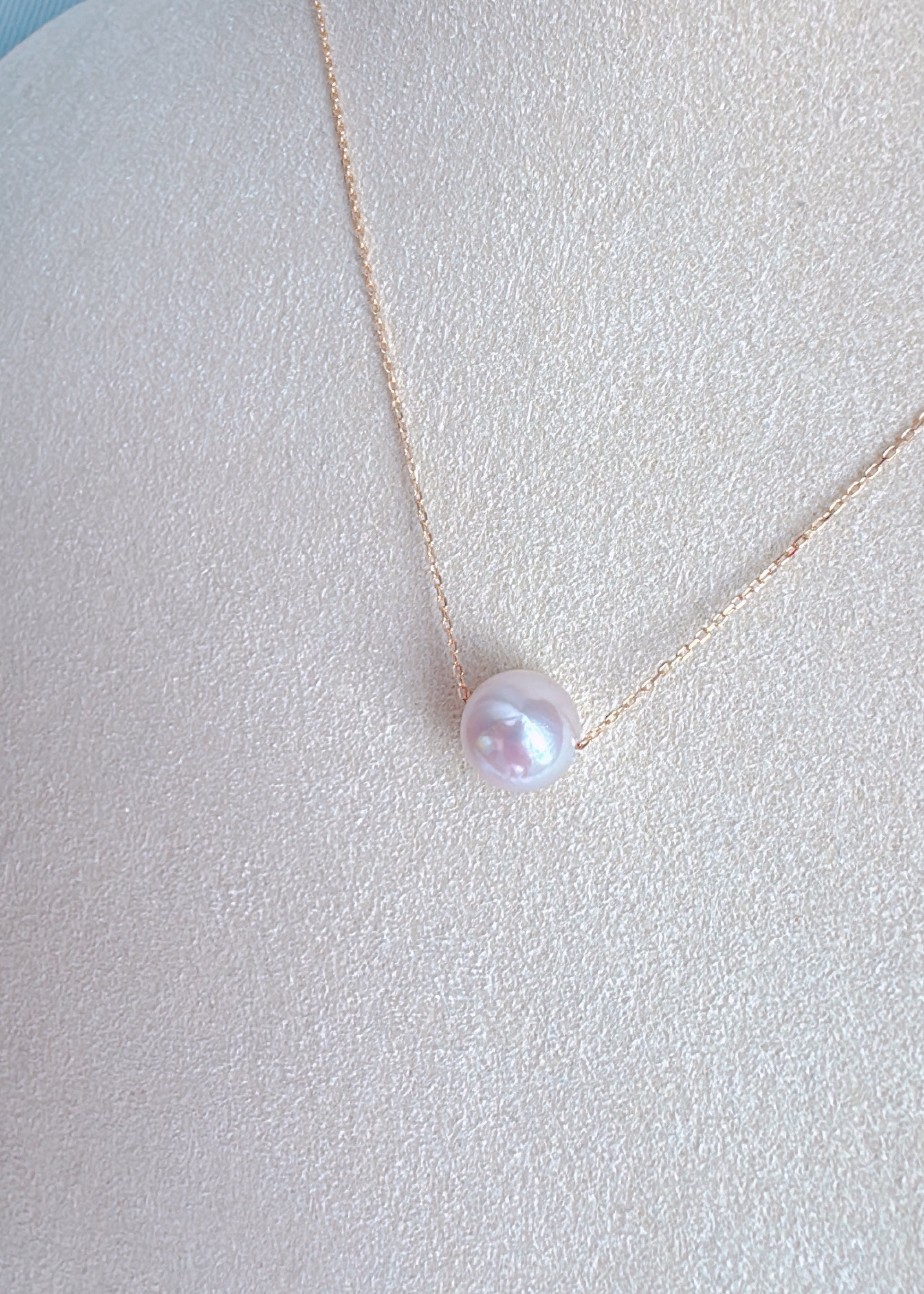 Floating Dreams - Solid 18k gold
