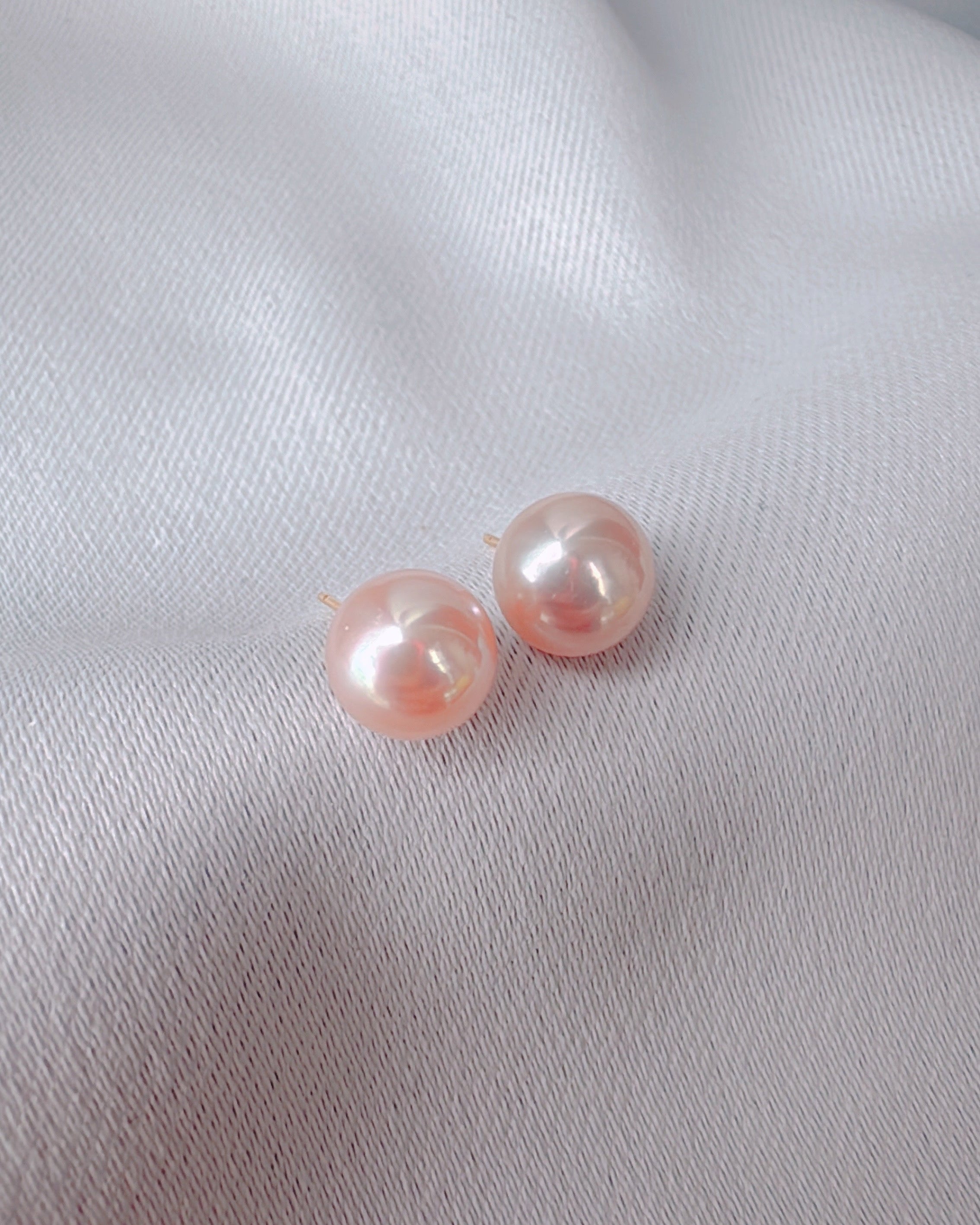 Peach Pink Studs [6. One-of-a-kind]