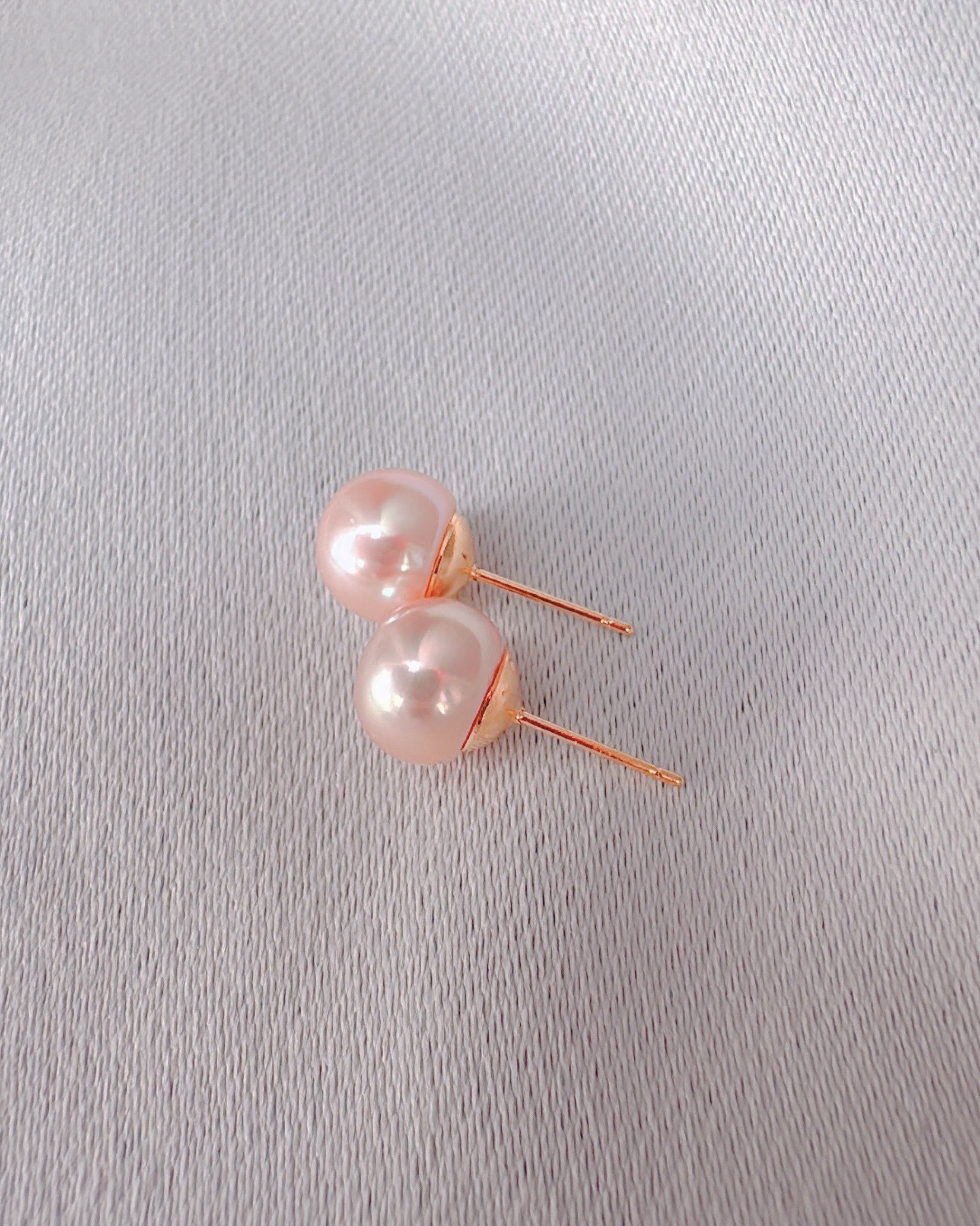 Peach Pink Studs [6. One-of-a-kind]