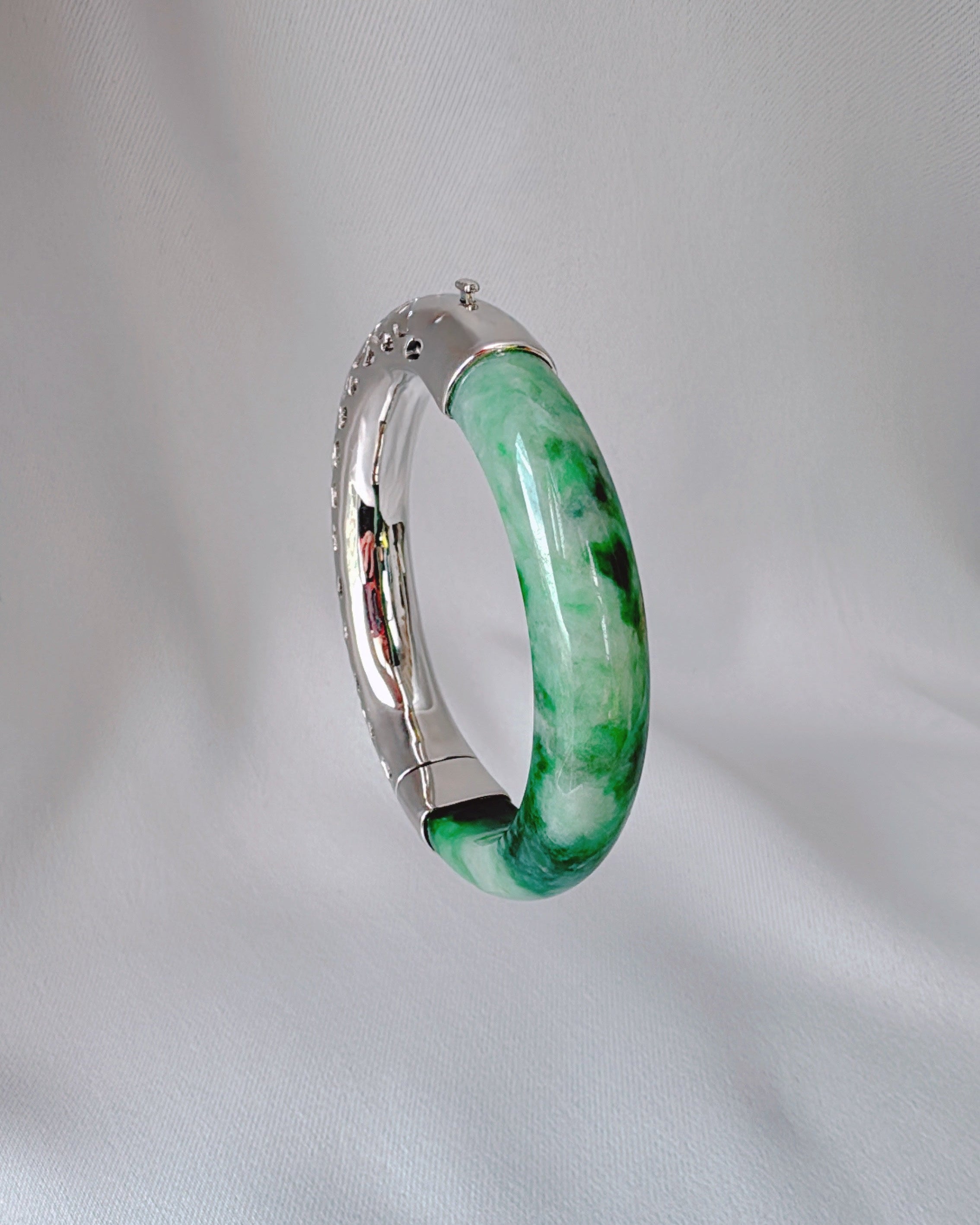 Emerald Jadeite Bangle (One-of-a-kind: 18cm circumference)
