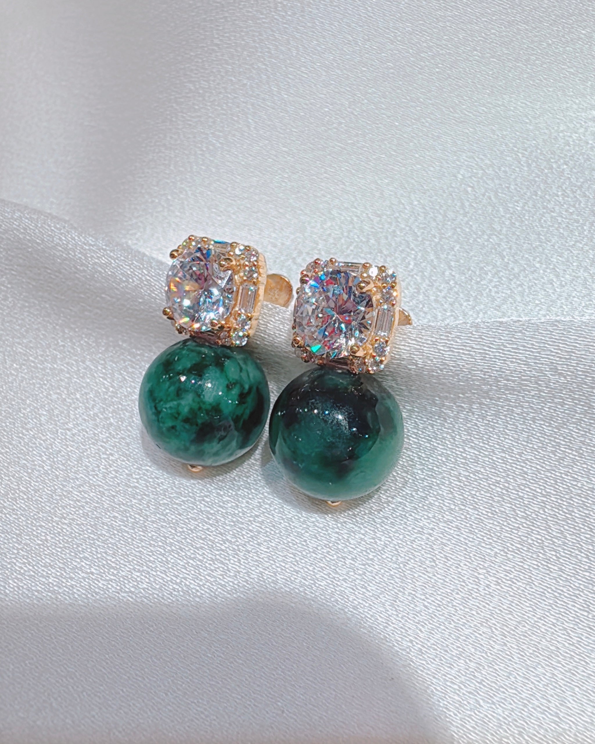 Poised Elegance in Deep Emerald Jadeite (Size M)