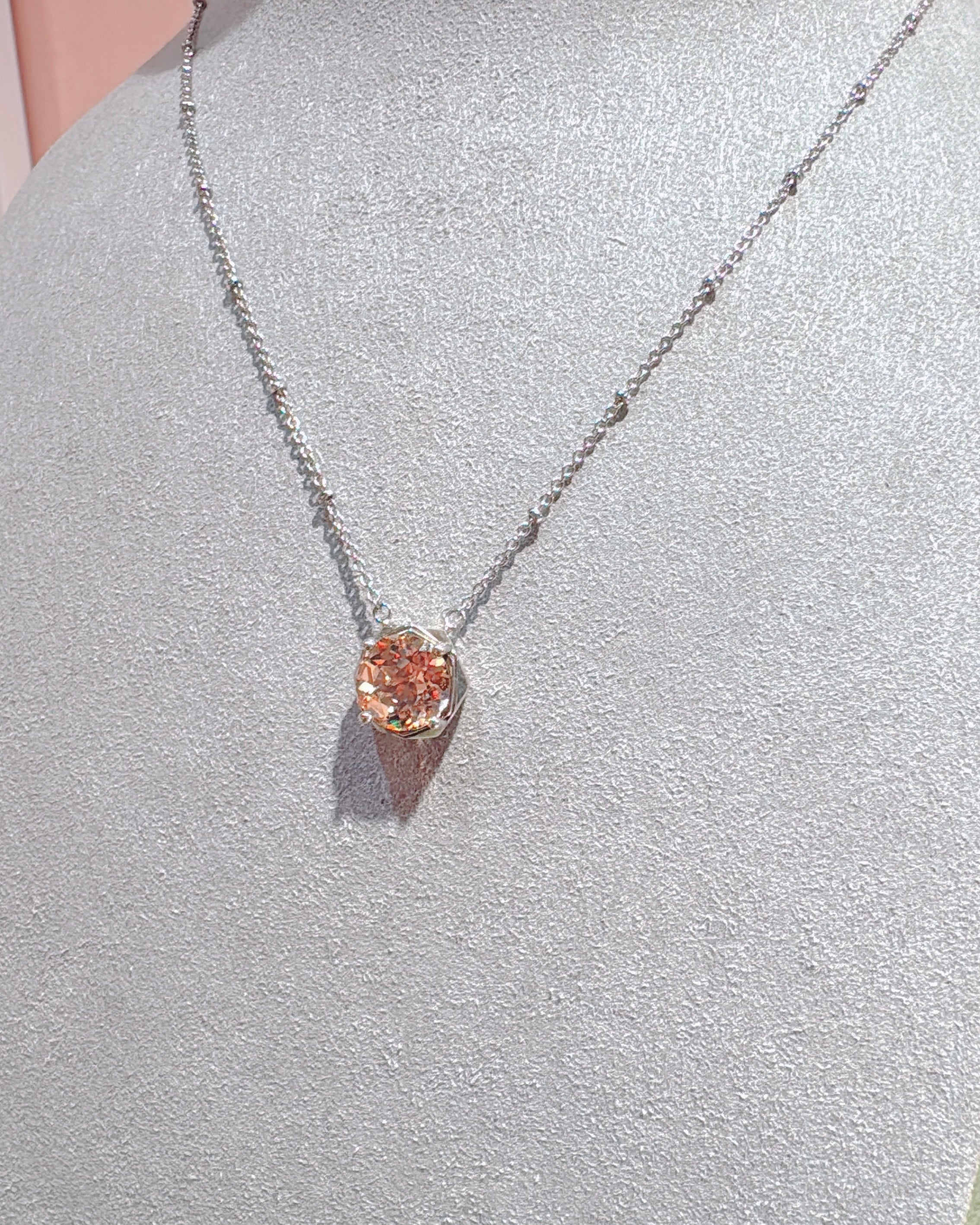 The Sunlit Blush pendant