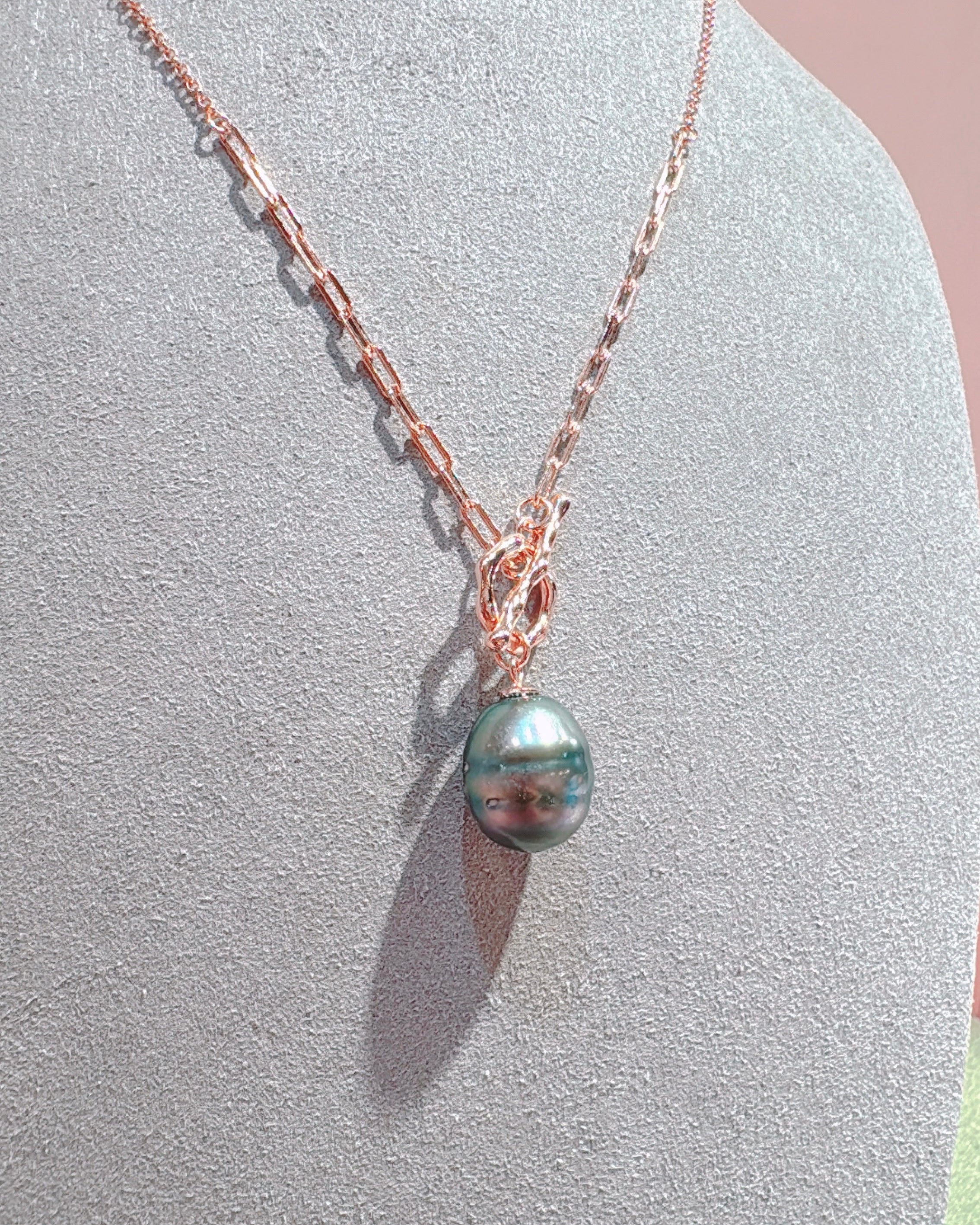 Tahitian Rose (some natural textures)