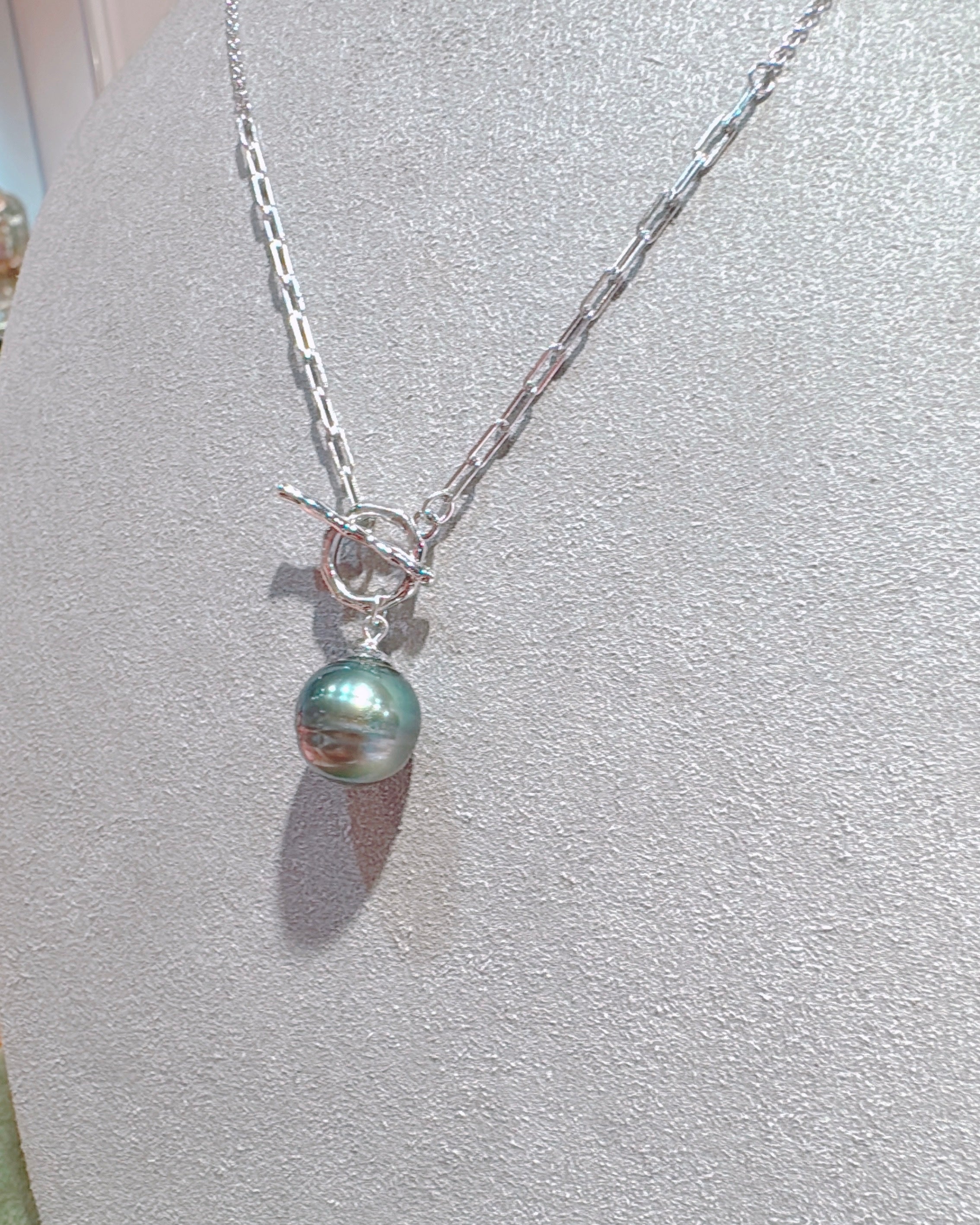 4. Tahitian Glow (some natural textures)