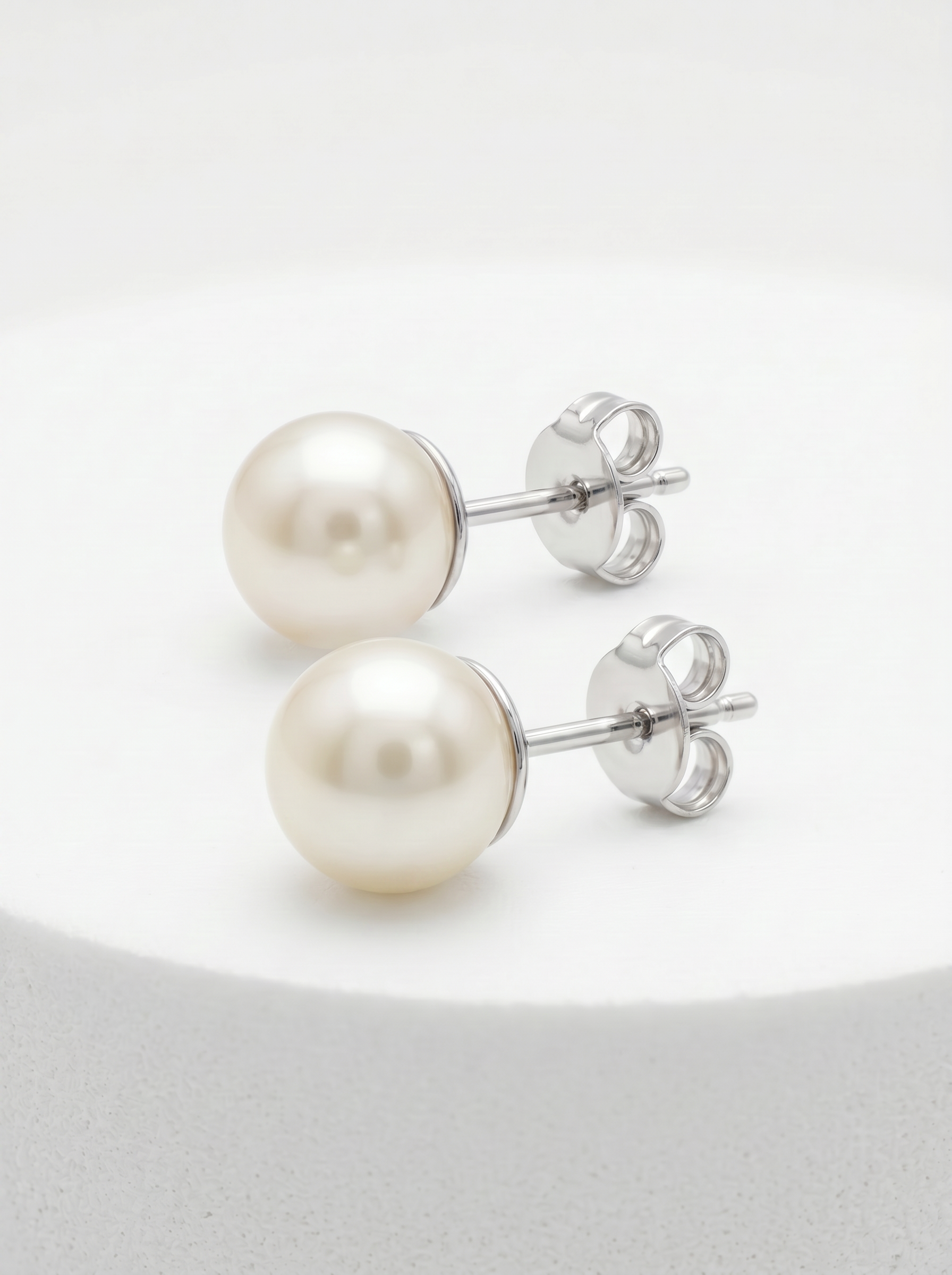 7.5mm Luxe Light Ivory Akoya Pearl