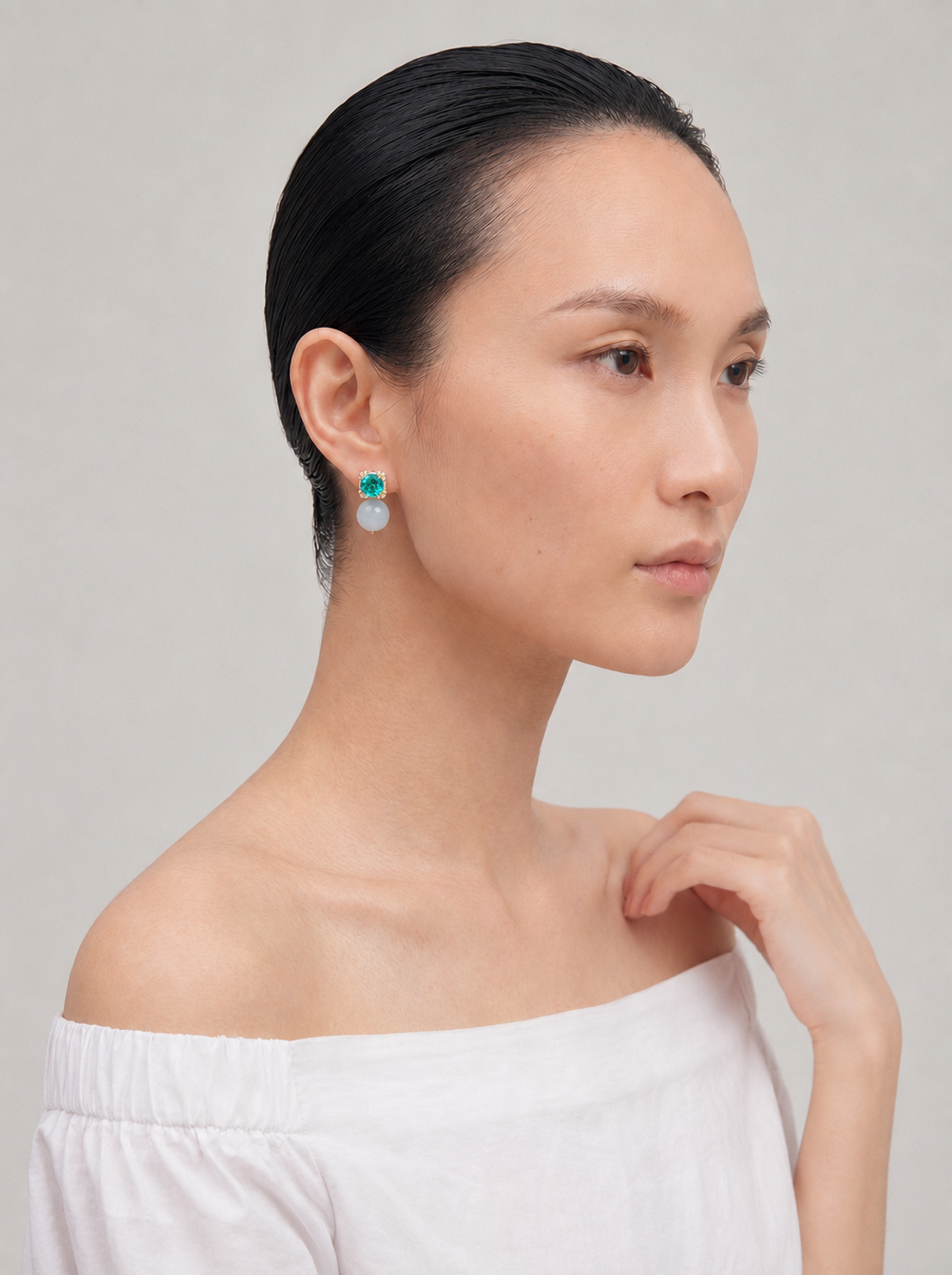 Poised Elegance in Paraiba Icy