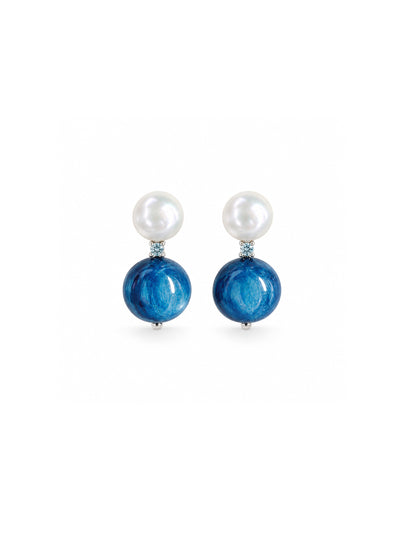 Kyanite Elegance